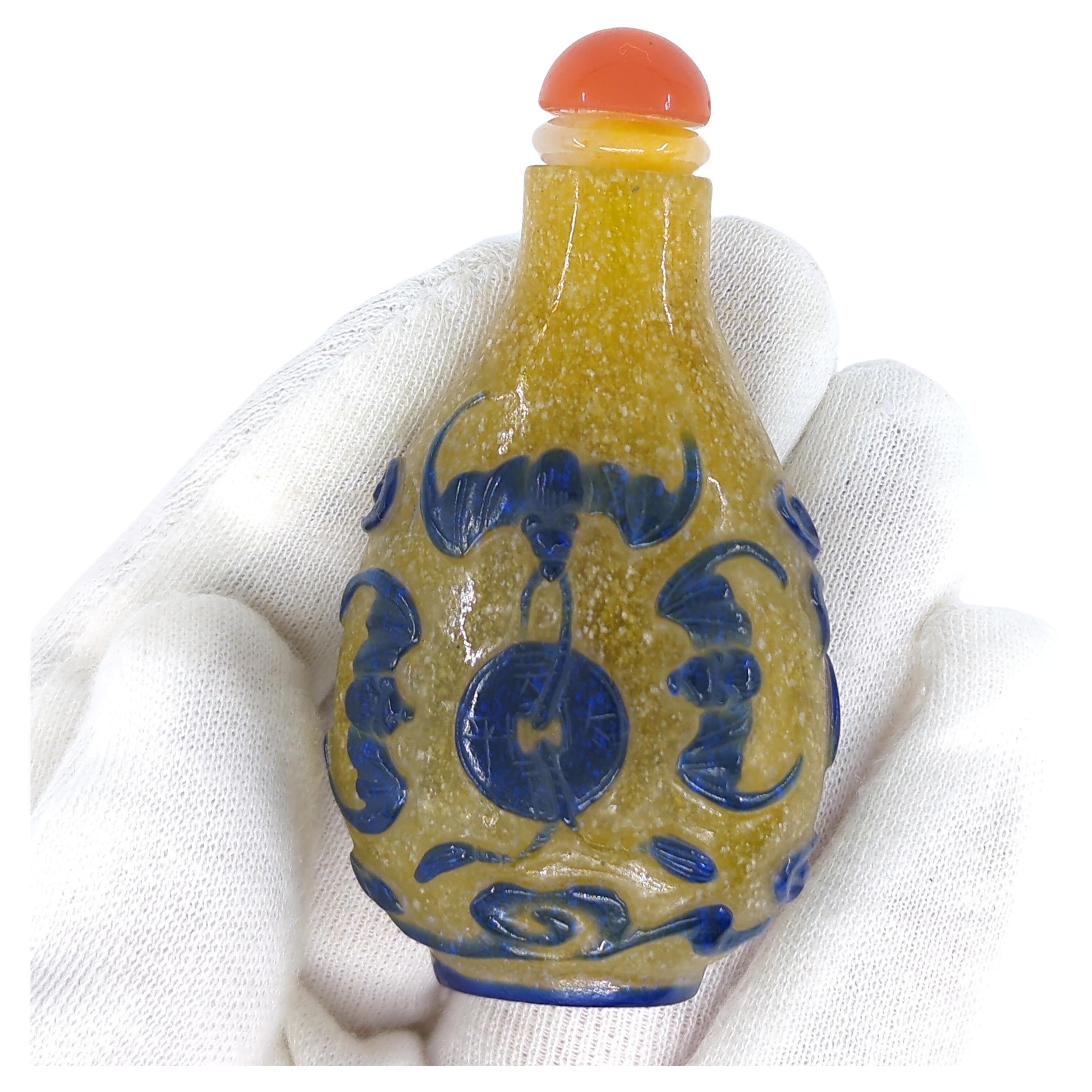 Antique Chinese Color Glass Overlay Snuff Bottle Bats Yellow Snowstorm Qing 19c For Sale 4