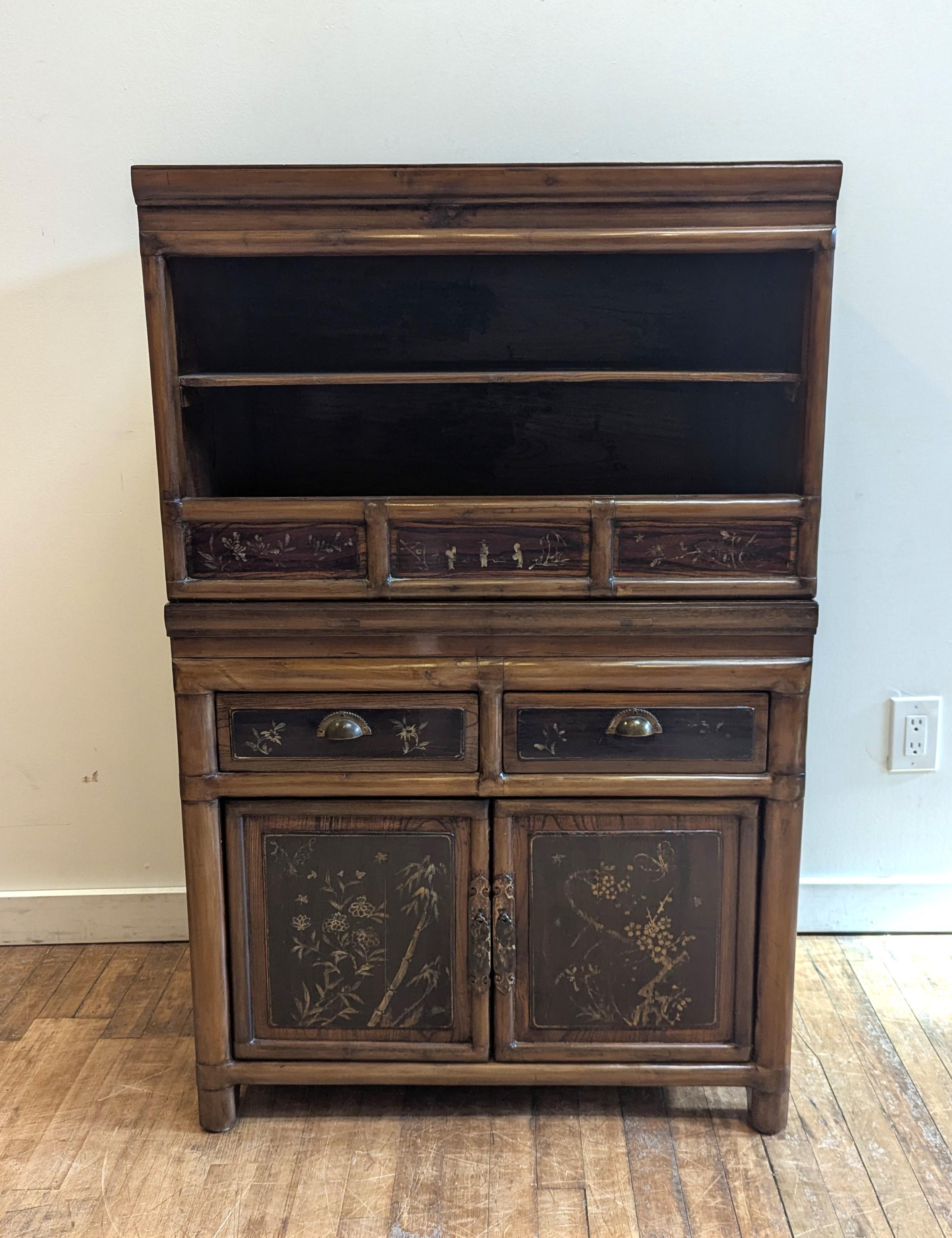 Antique Chinese Compartment Cabinet In Good Condition For Sale In New York, NY