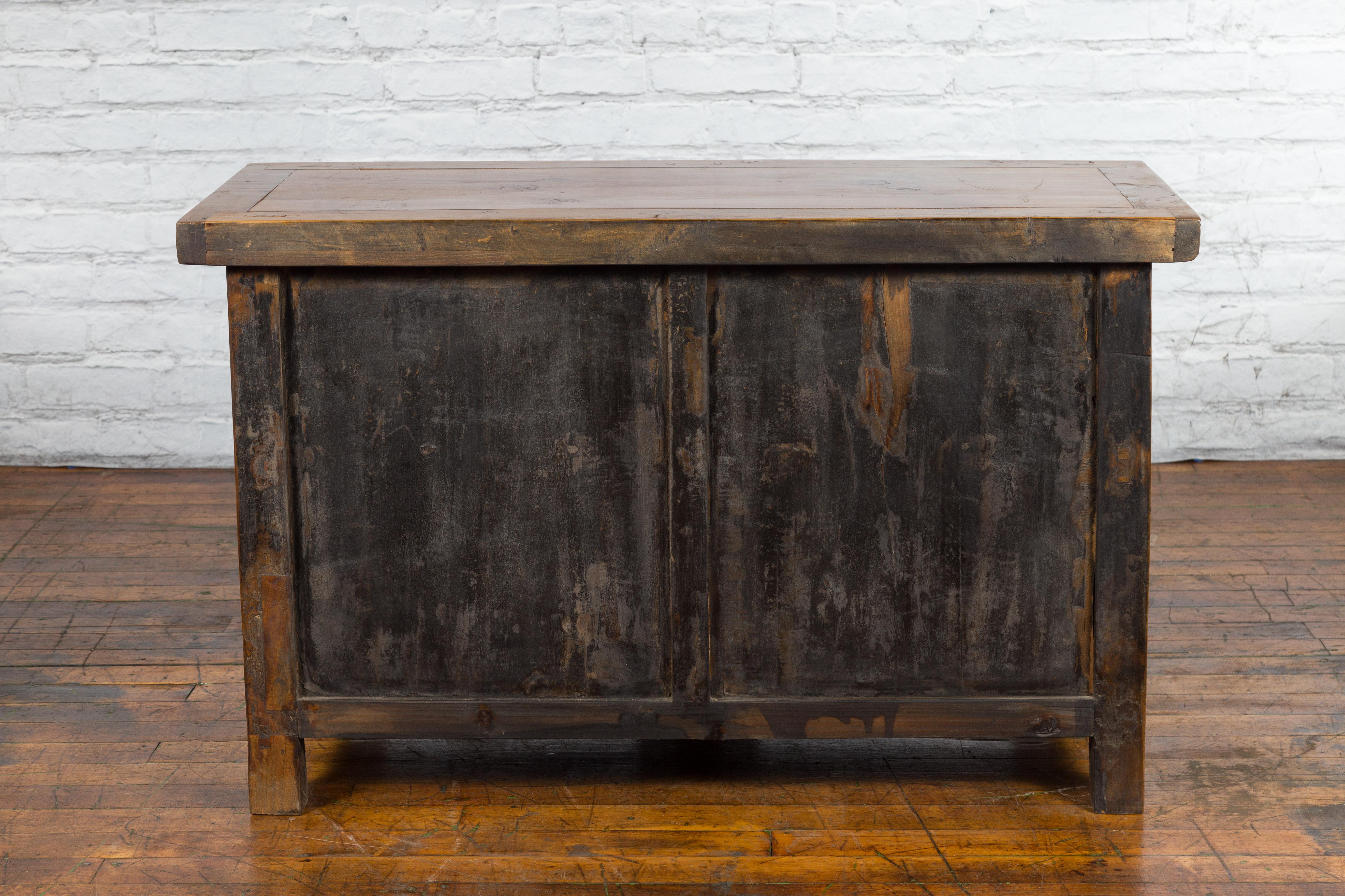 Antique Chinese Console Cabinet with Petite Double Doors and Hidden Compartments For Sale 12
