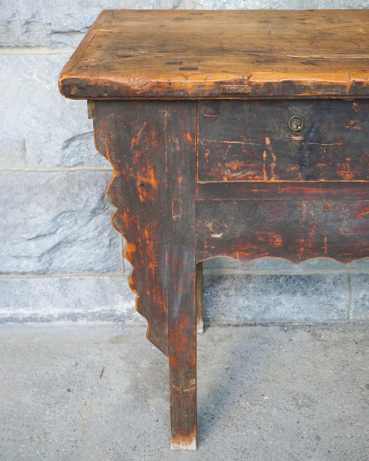 Antique Chinese Console with Original Surface In Good Condition In Great Barrington, MA