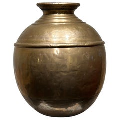 Vase à eau chinois ancien en cuivre