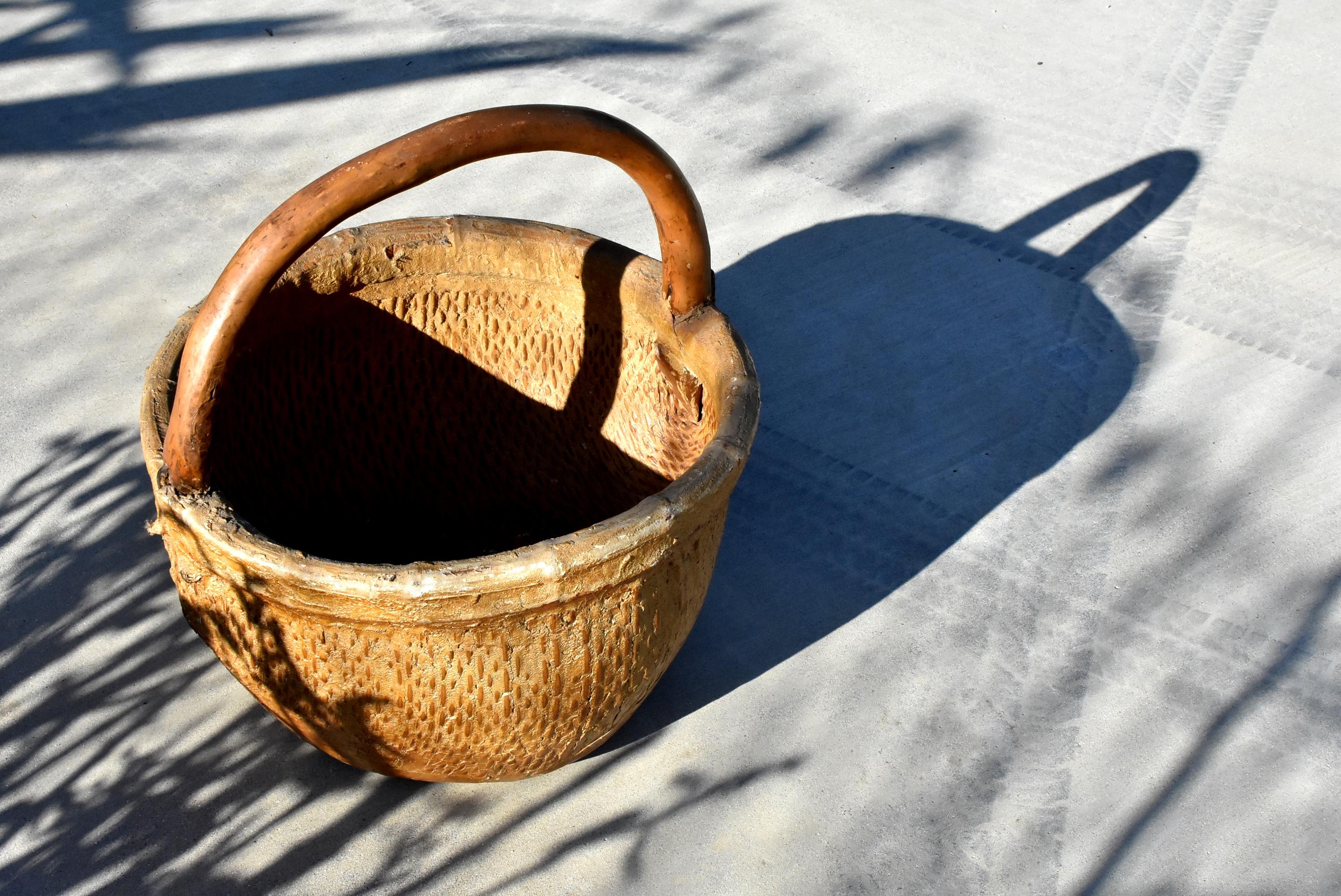 Antique Chinese Country Willow Basket, with Tree Branch Handle and Iron Brackets For Sale 7