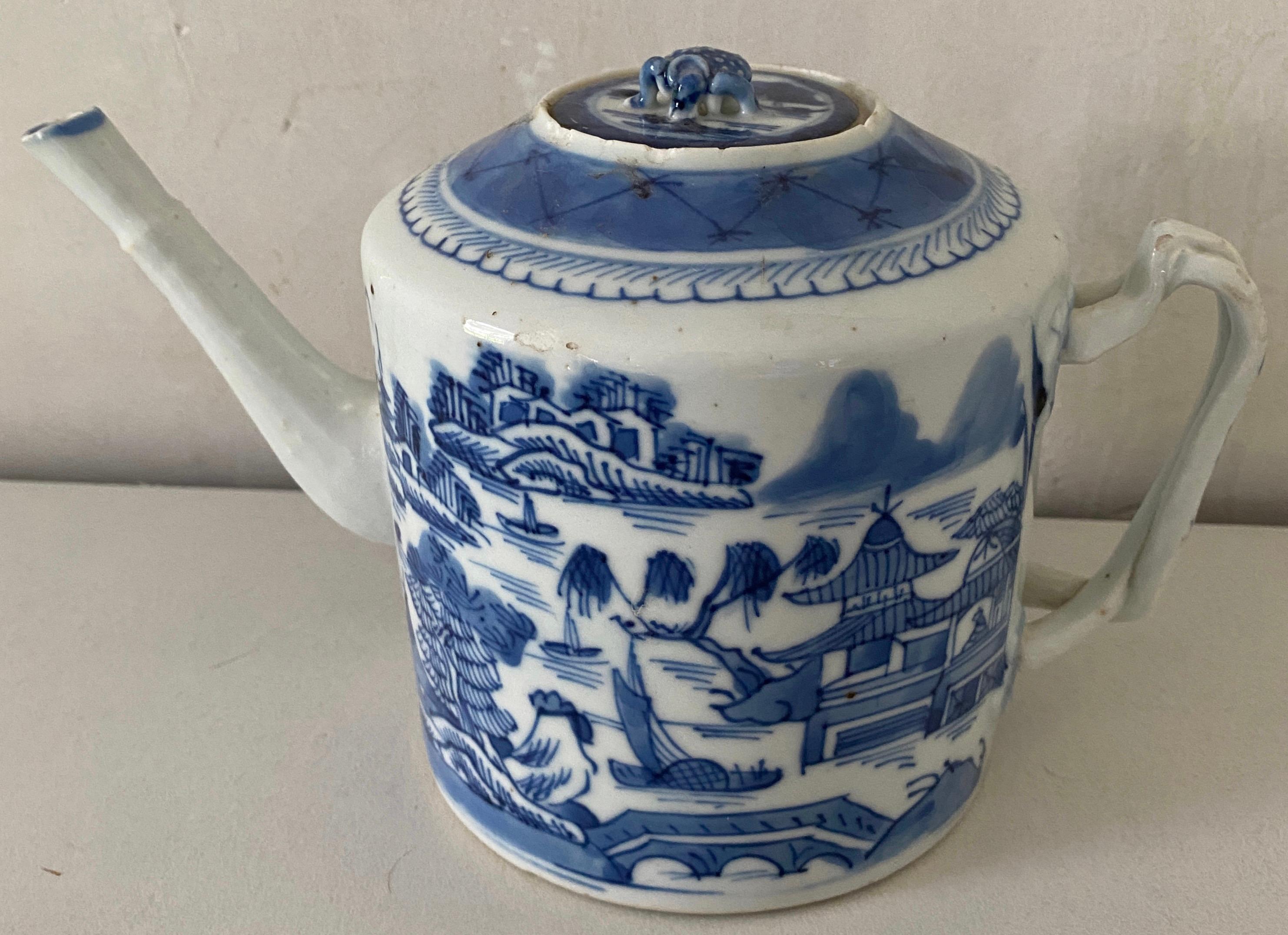 Porcelaine Coupes à thé chinoises anciennes, vendues Singly en vente