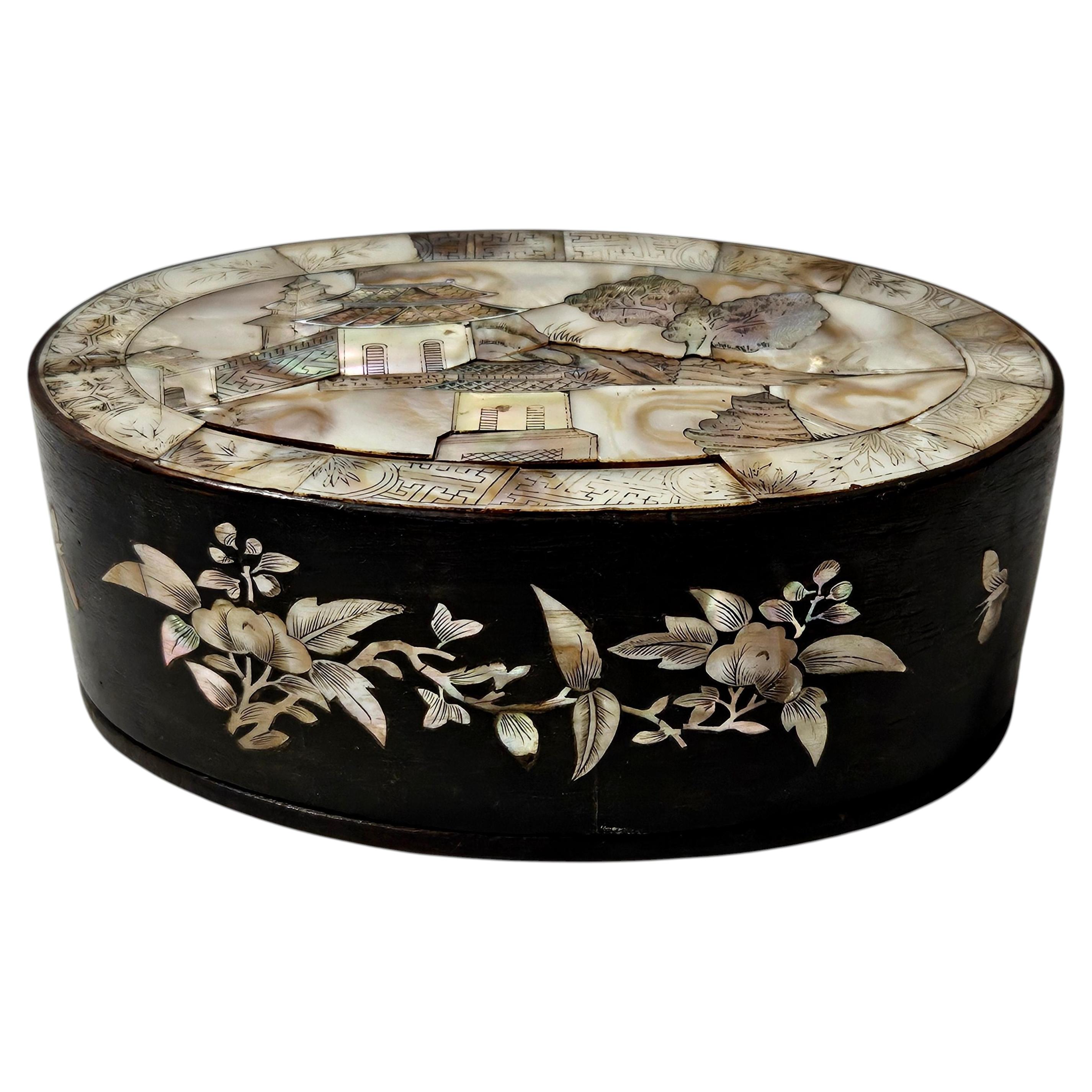 Antique Chinese Covered Wooden Box Inlaid with Seashell, 19th Century