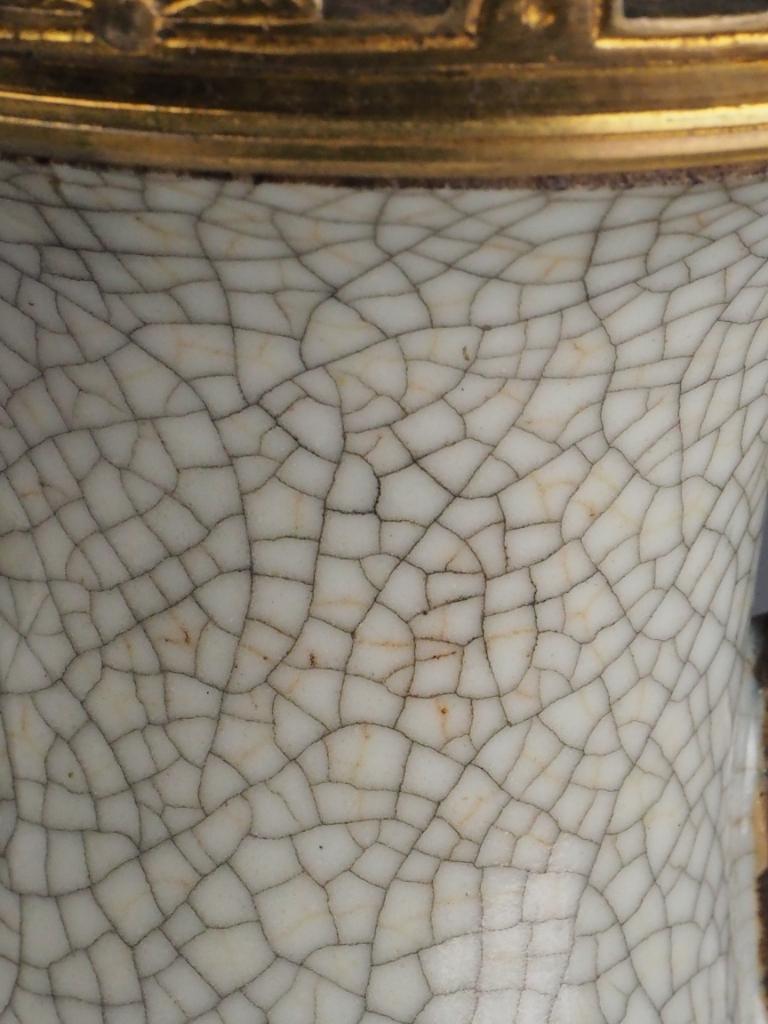 Antique Chinese Crackle Glaze Lamp with Foo Dog Motifs For Sale 3