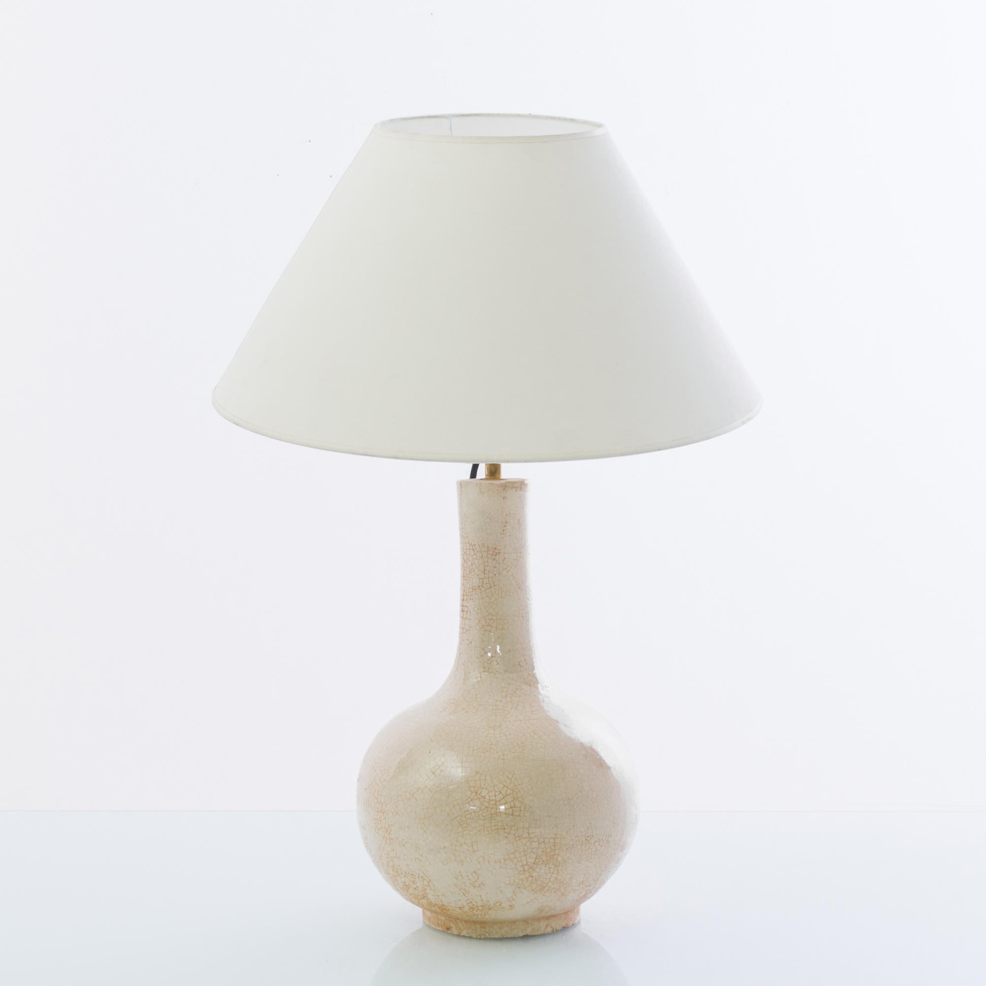 Contemporary Antique Chinese Crackled Cream Ceramic Vase Table Lamp