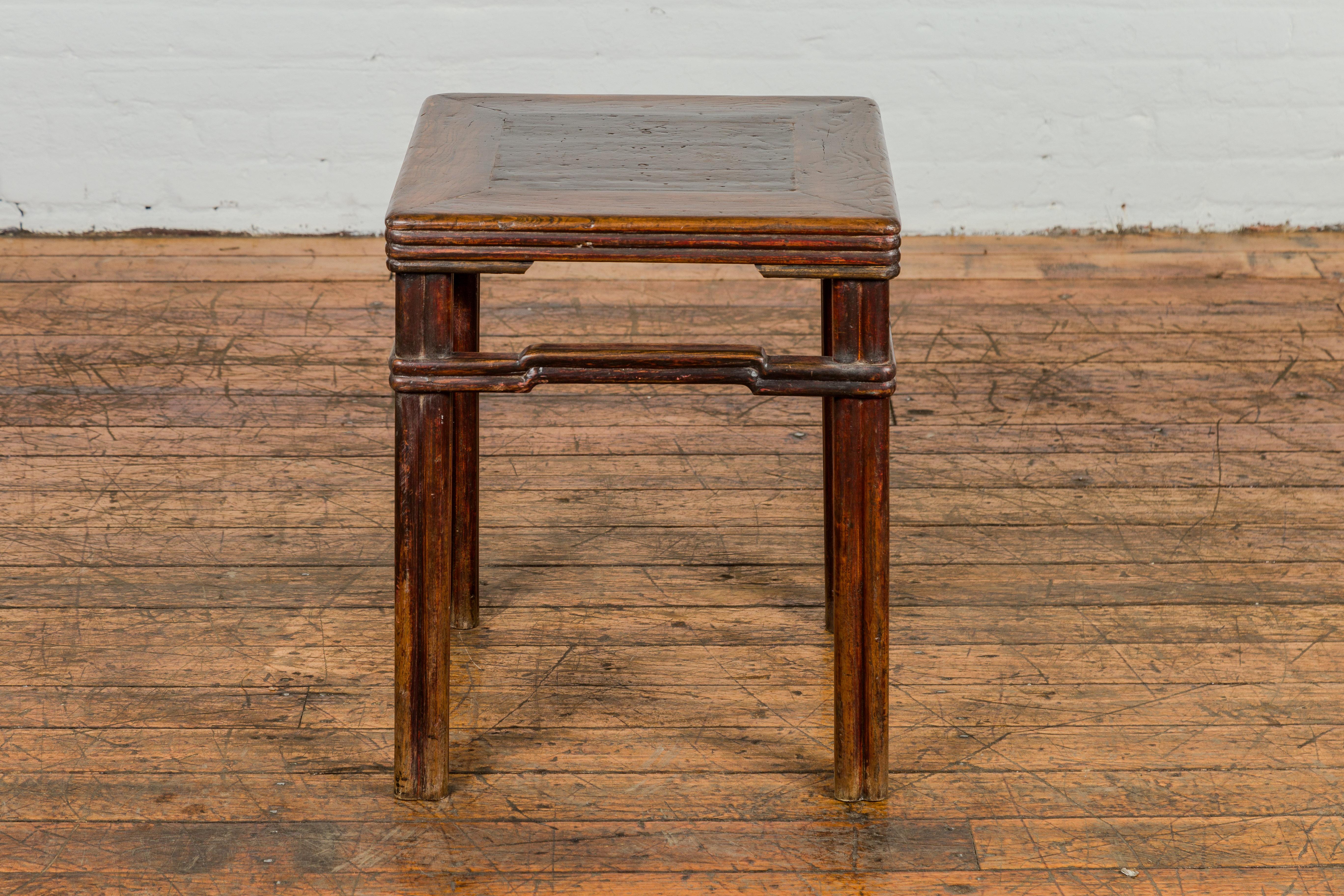 Antique Chinese Dark Brown Side Table with Reeded Humpback Stretchers For Sale 4