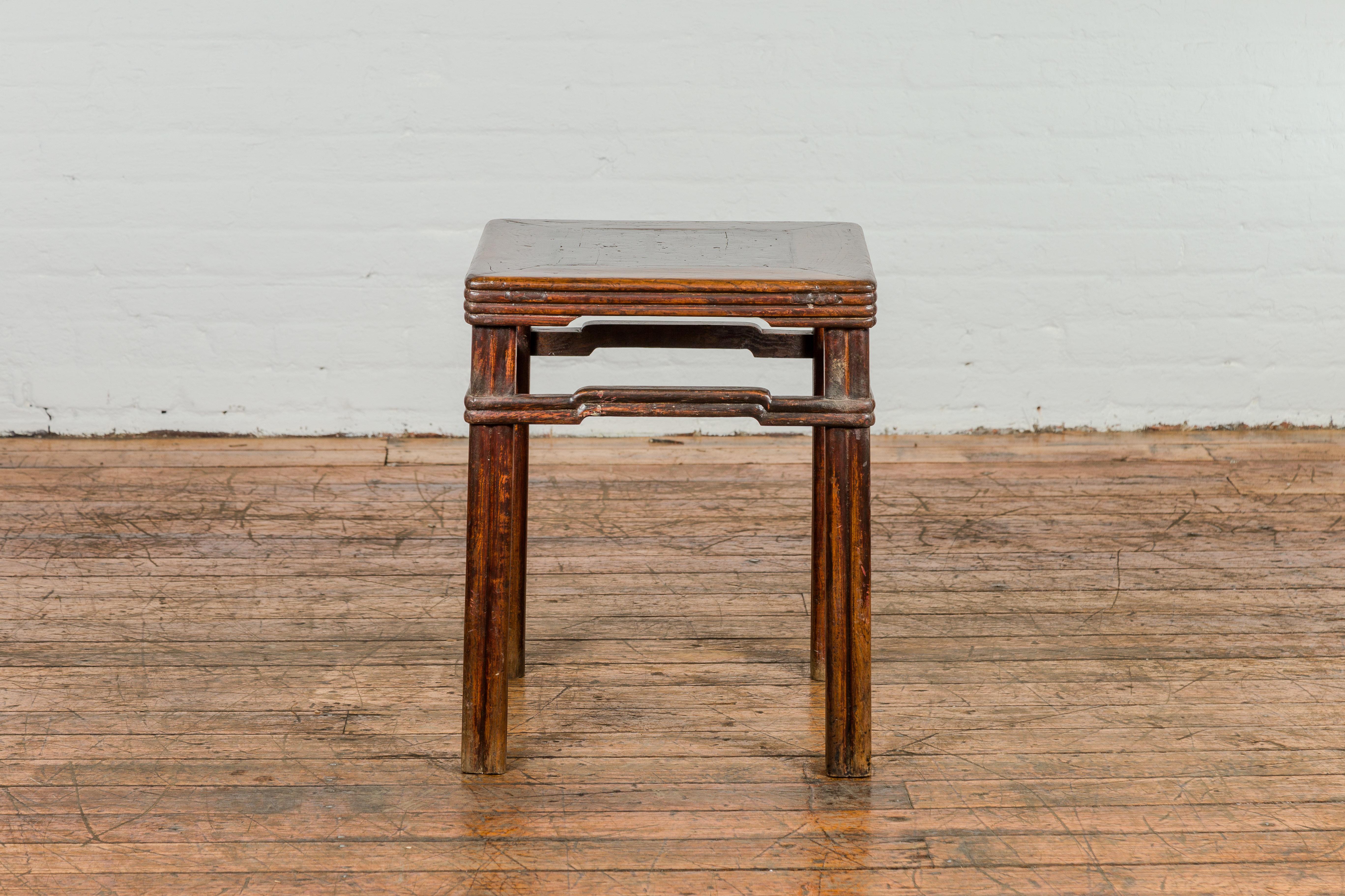 Antique Chinese Dark Brown Side Table with Reeded Humpback Stretchers For Sale 5