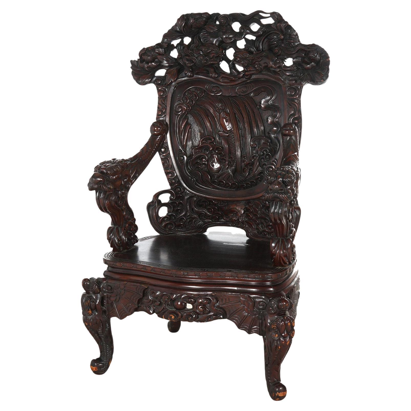 Ancienne chaise trône de roi en bois de rose sculpté profond et figuratif avec dragons, 1920