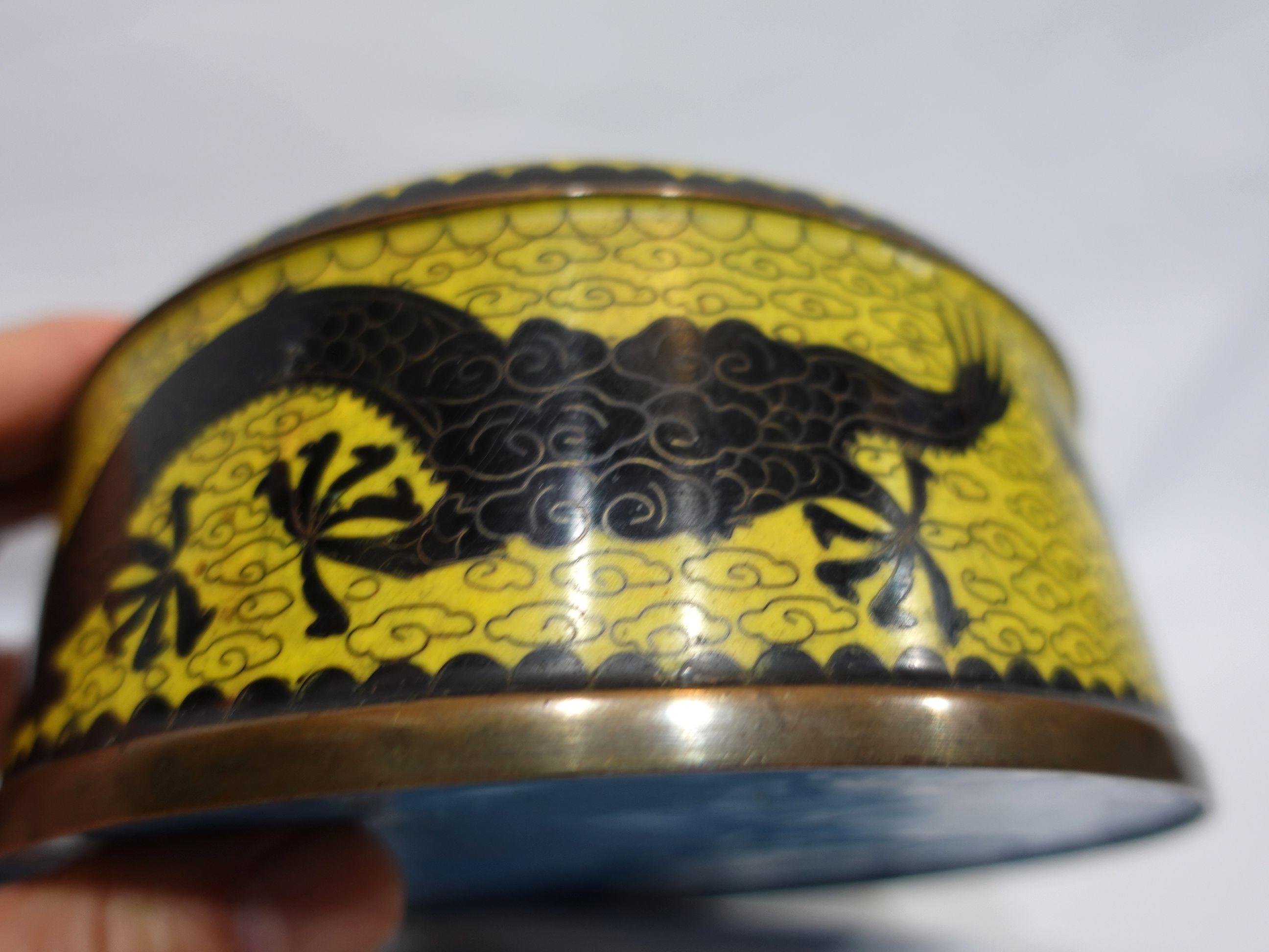 Copper Antique Chinese Dragon Cloisonné Enamel Round Lidded Box 19th Century CO#02 For Sale