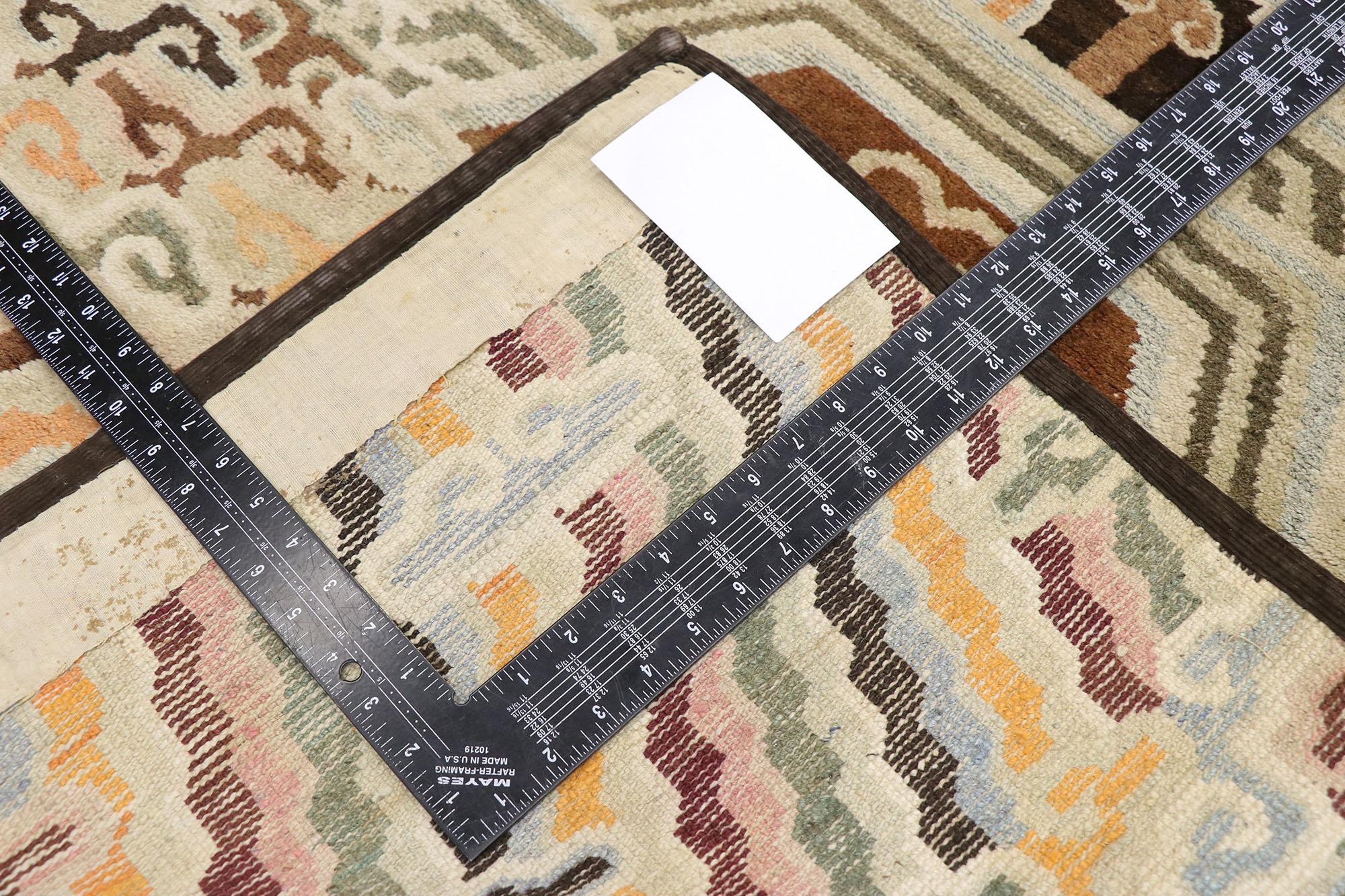 1920's Antique Chinese Ningxia Pillar Rug with Dragon Pictorial In Good Condition For Sale In Dallas, TX