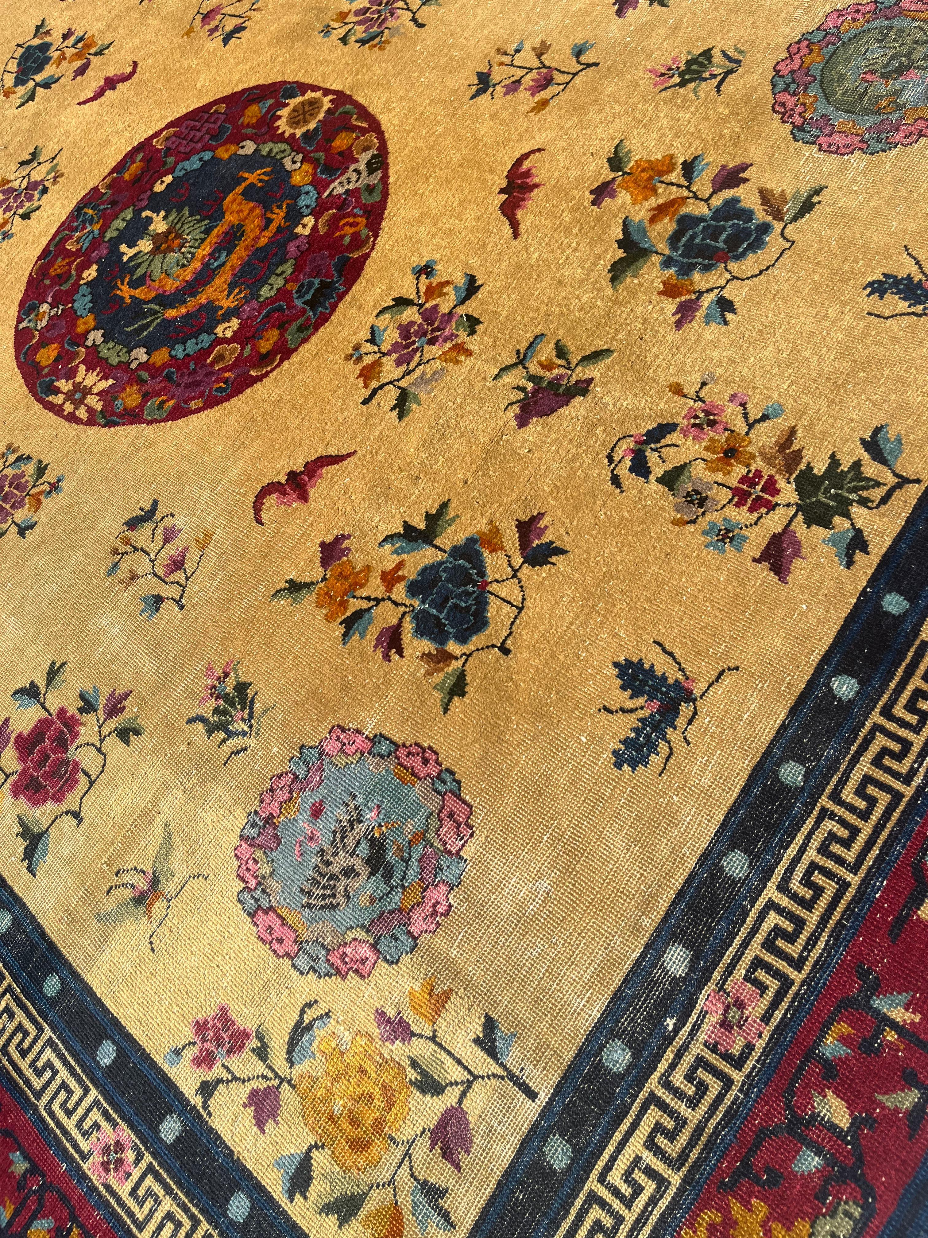 Antique Chinese Dragon Rug. Art Deco, Around 1920 For Sale 3