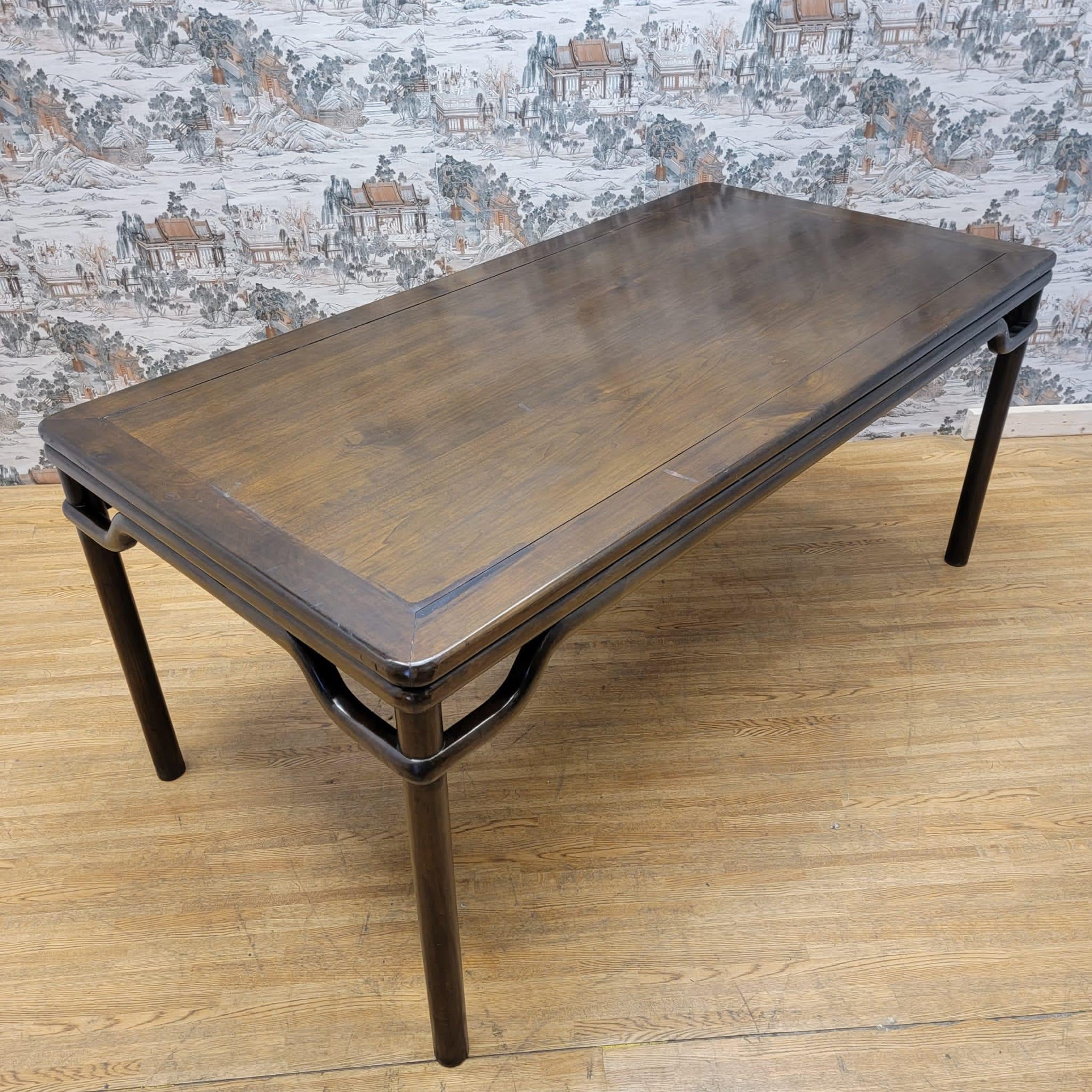 Antique Chinese Elm Humpback Stretcher Altar Table with Original Color and Patin For Sale 1