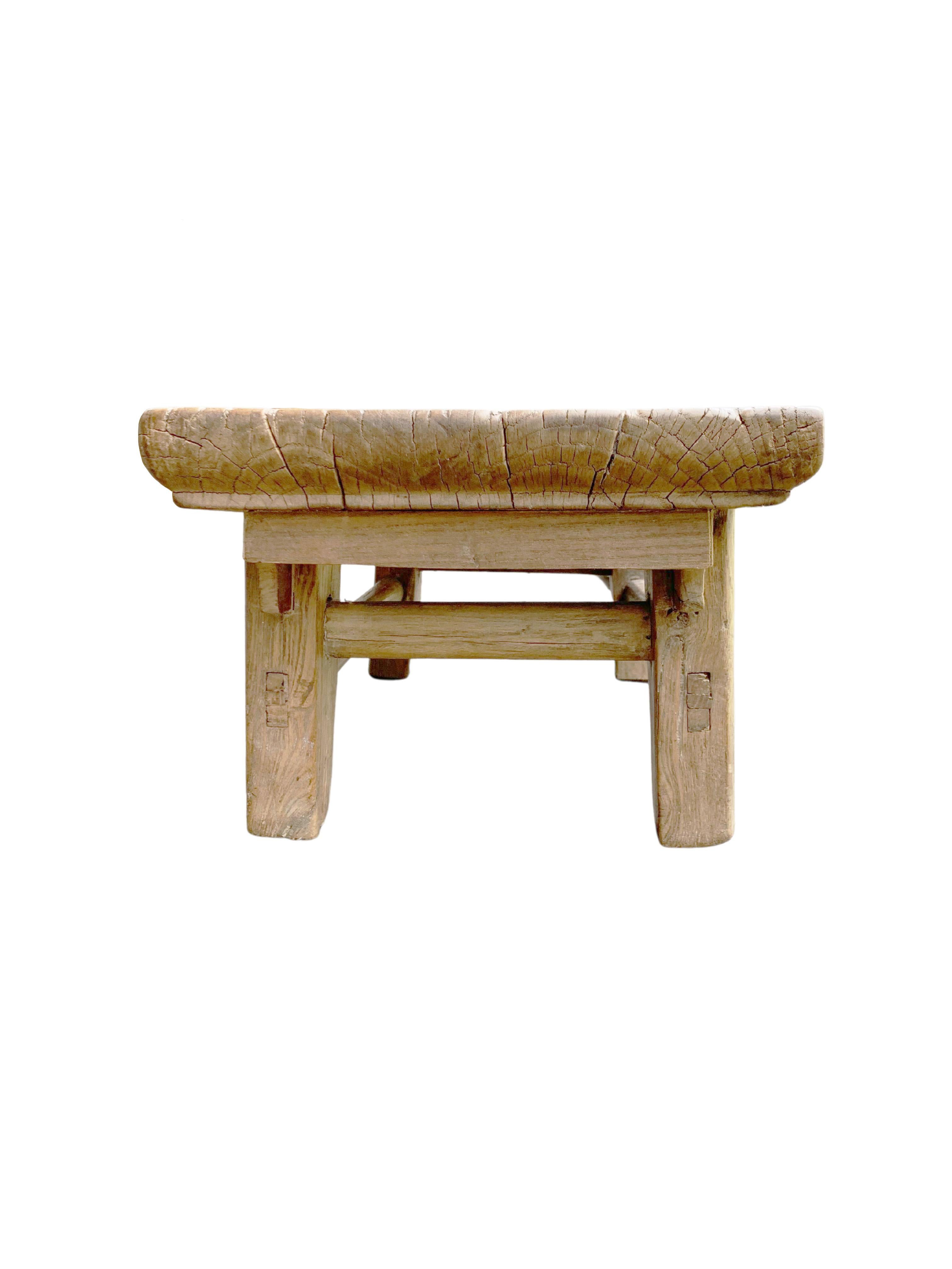 Antique Chinese Elm Wood Low Stool, Early 20th Century In Good Condition In Jimbaran, Bali