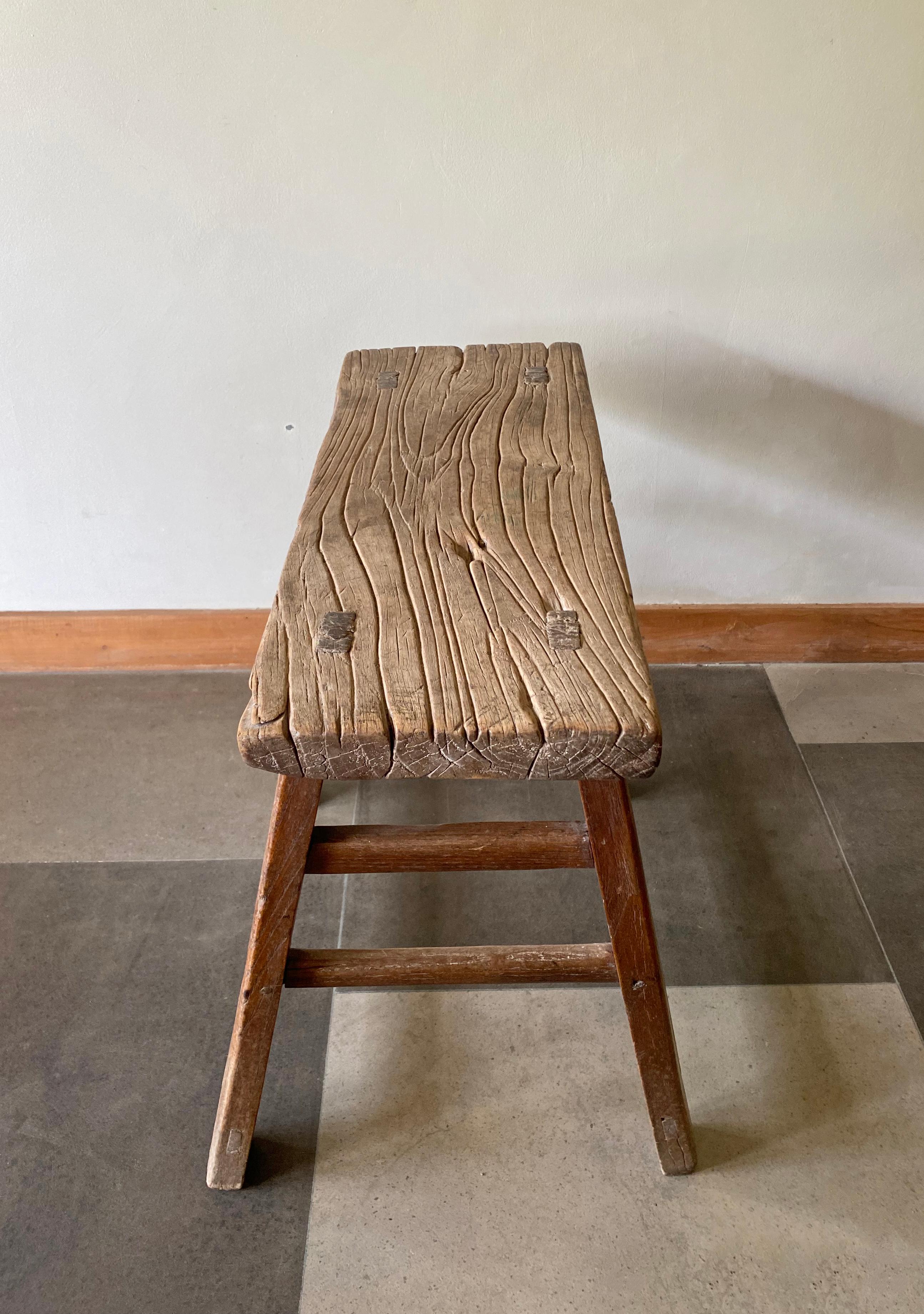 Antique Chinese Elm Wood Stool, Early 20th Century In Good Condition For Sale In Jimbaran, Bali