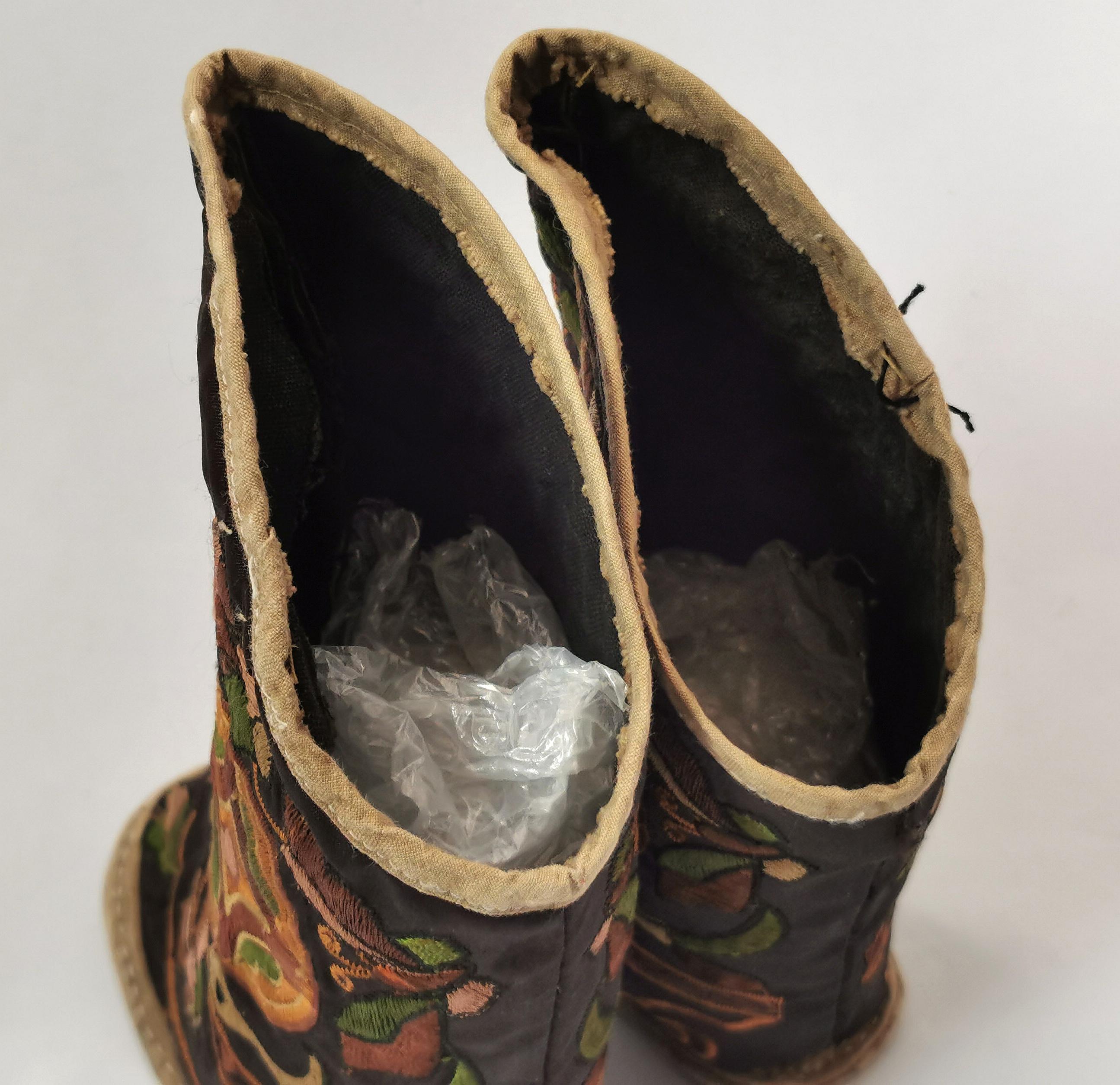 Antique Chinese embroidered silk boots  For Sale 5