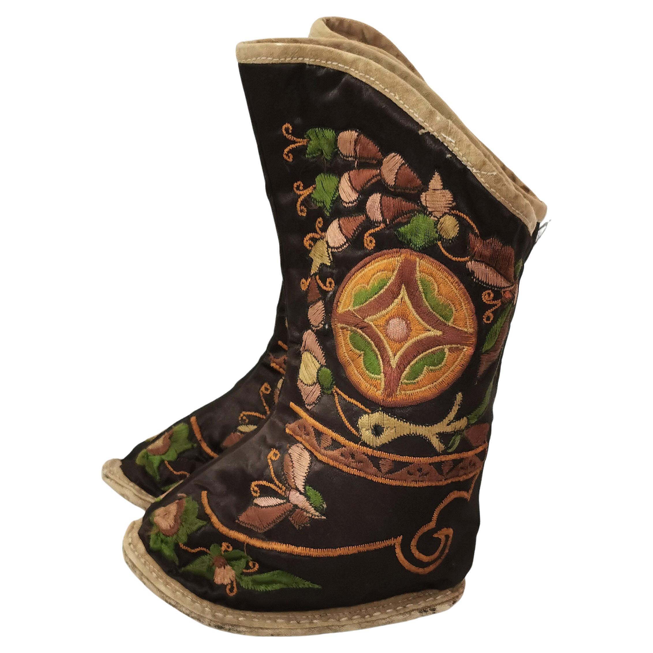 Antique Chinese embroidered silk boots  For Sale