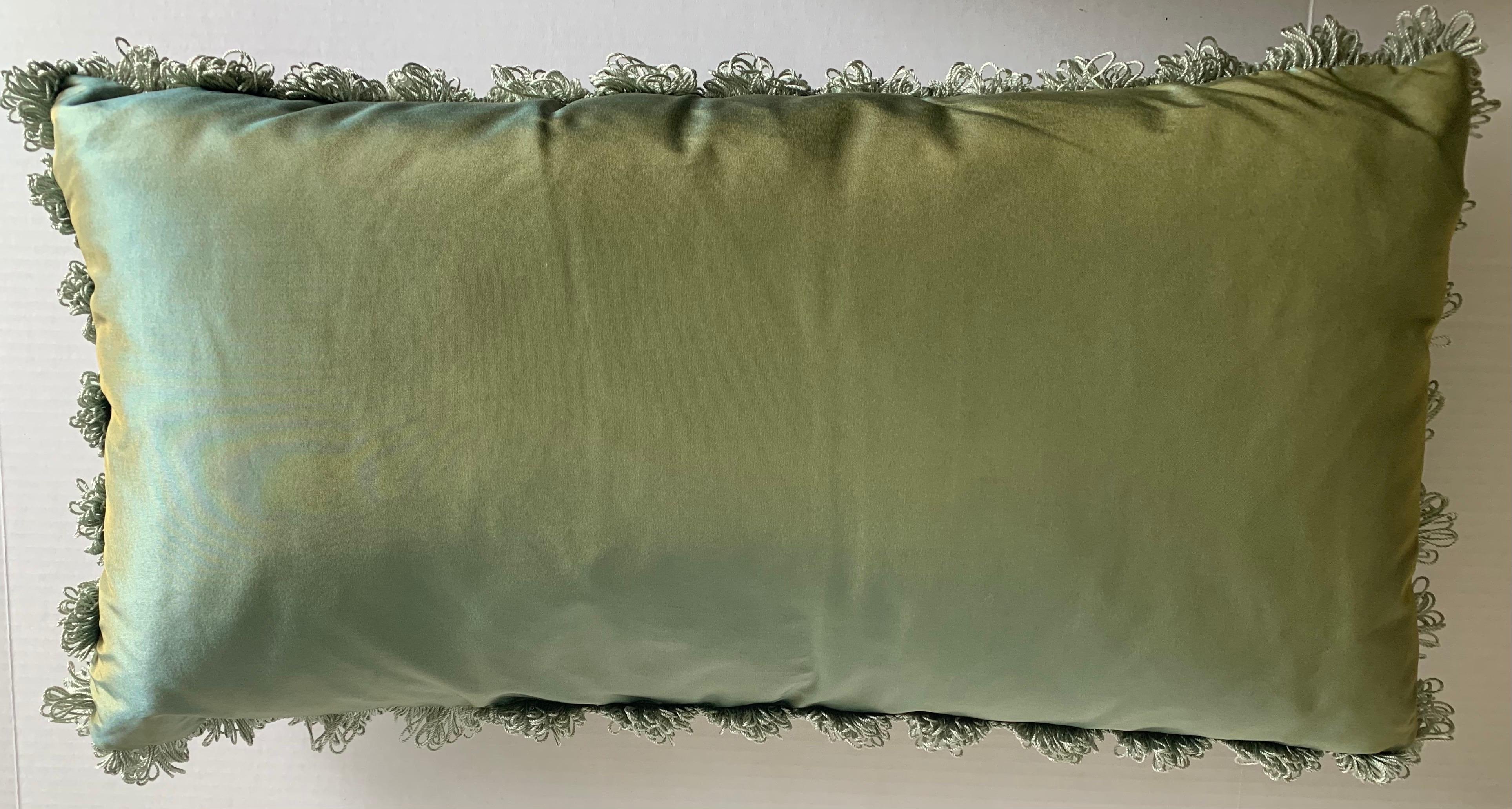 Antikes chinesisches besticktes Textil-Kissen nach Maß im Angebot 1