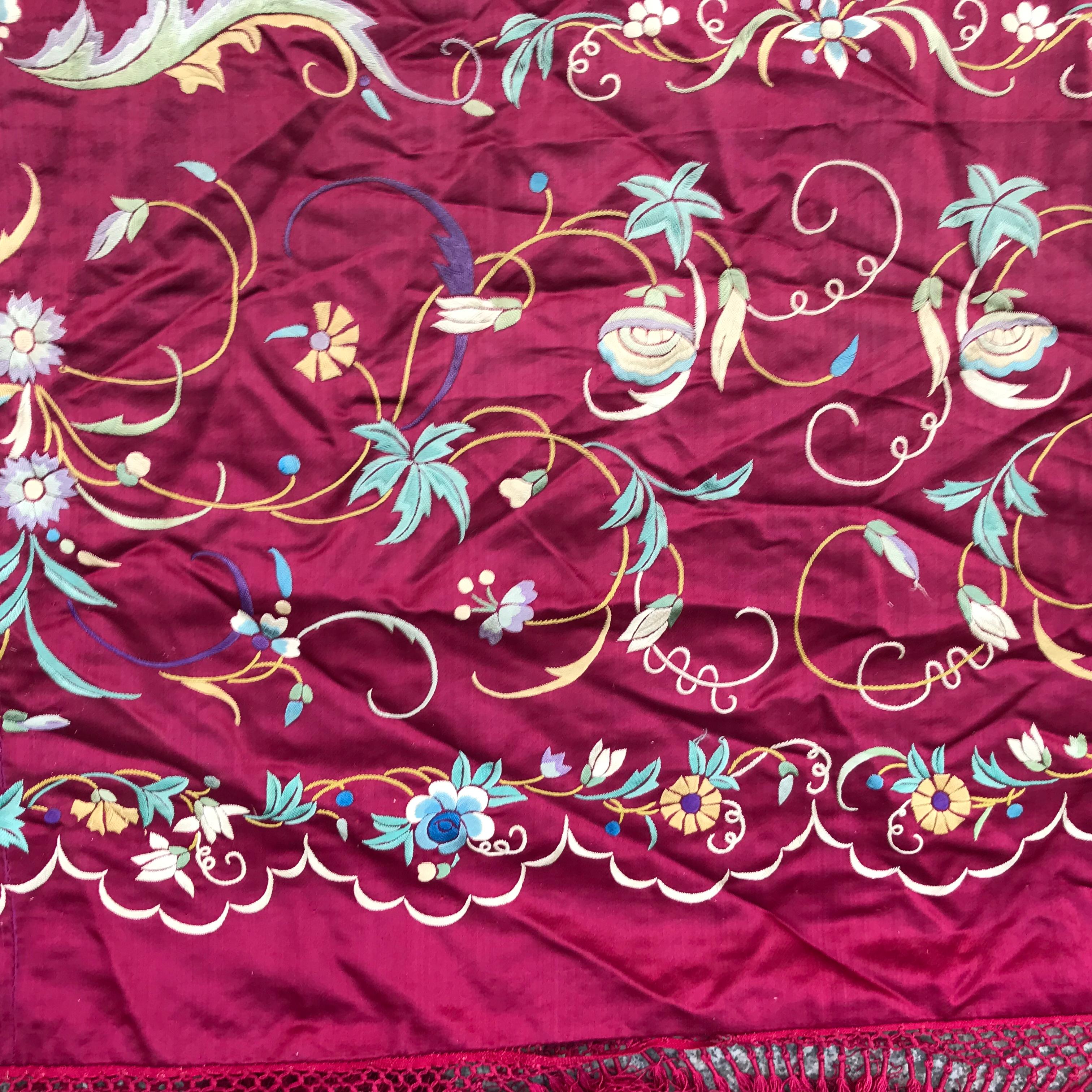 Silk Antique Chinese Embroidery Tapestry For Sale