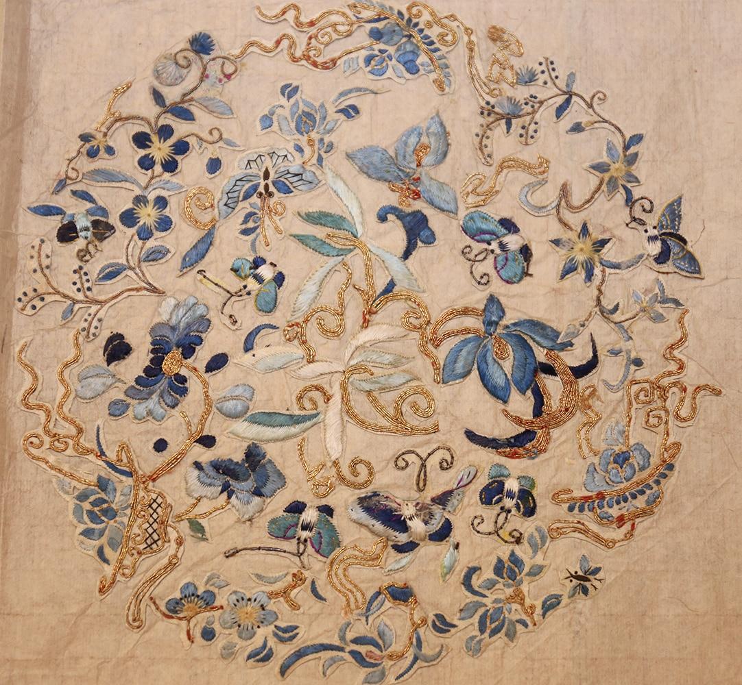 Antique Chinese Embroidery Textile 8