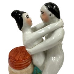 Antike chinesische erotische Porzellanfigur (Gemälde aus dem Frühlingspalast)