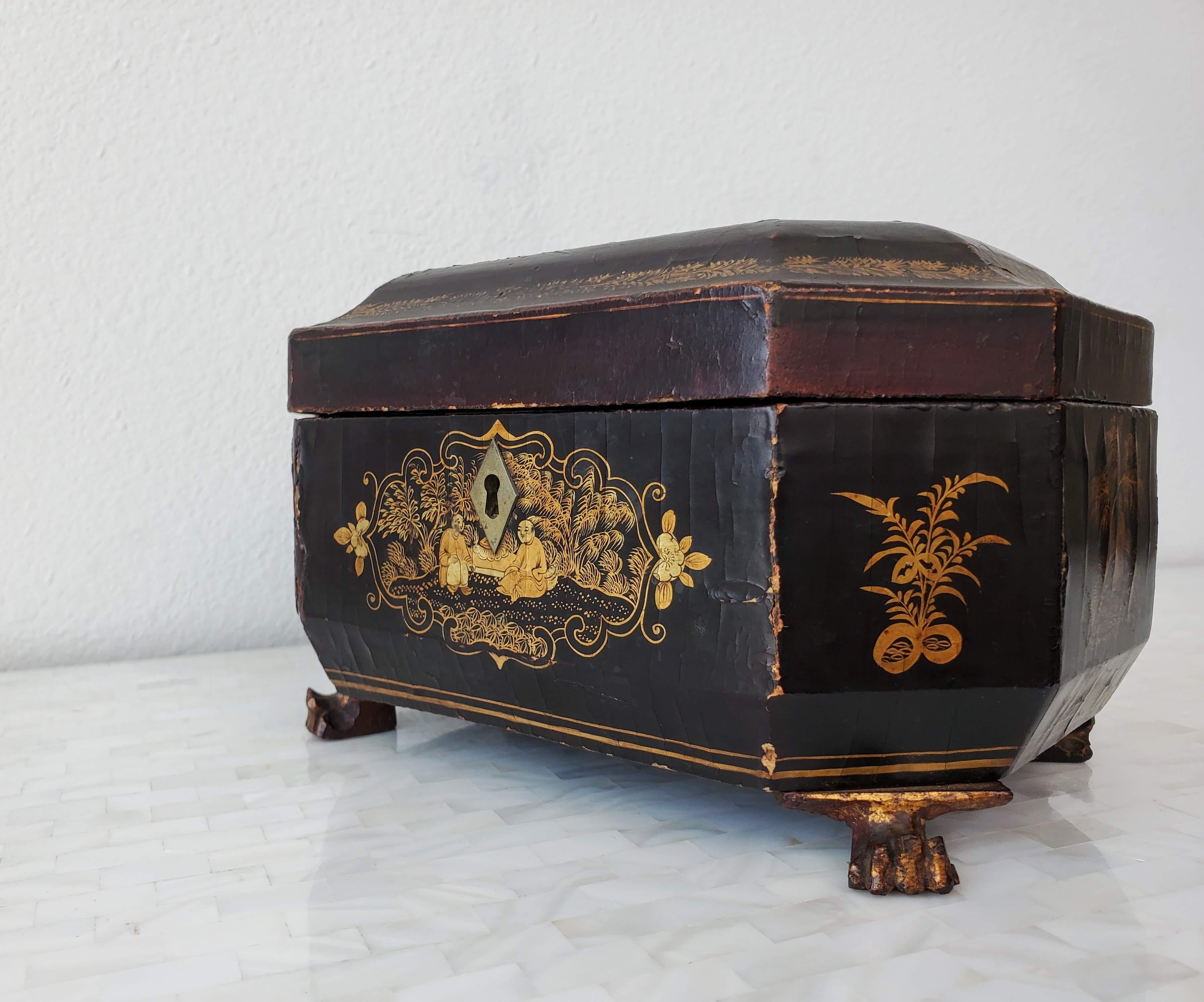 XIXe siècle Ancienne boîte à thé d'exportation chinoise en laque noire  en vente