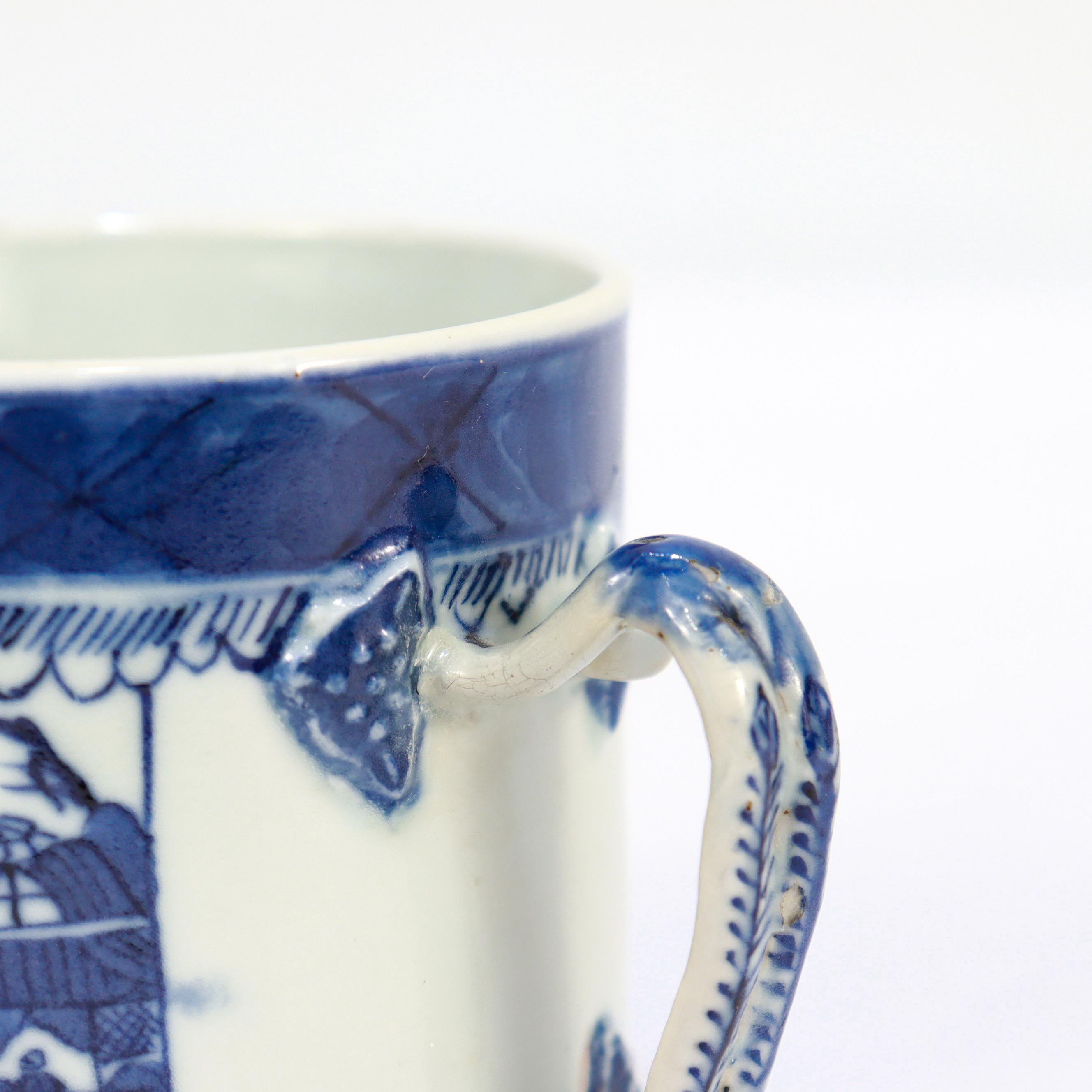 Ancienne tasse à café / tasse à chocolat en porcelaine de Canton bleue et blanche d'exportation chinoise en vente 4