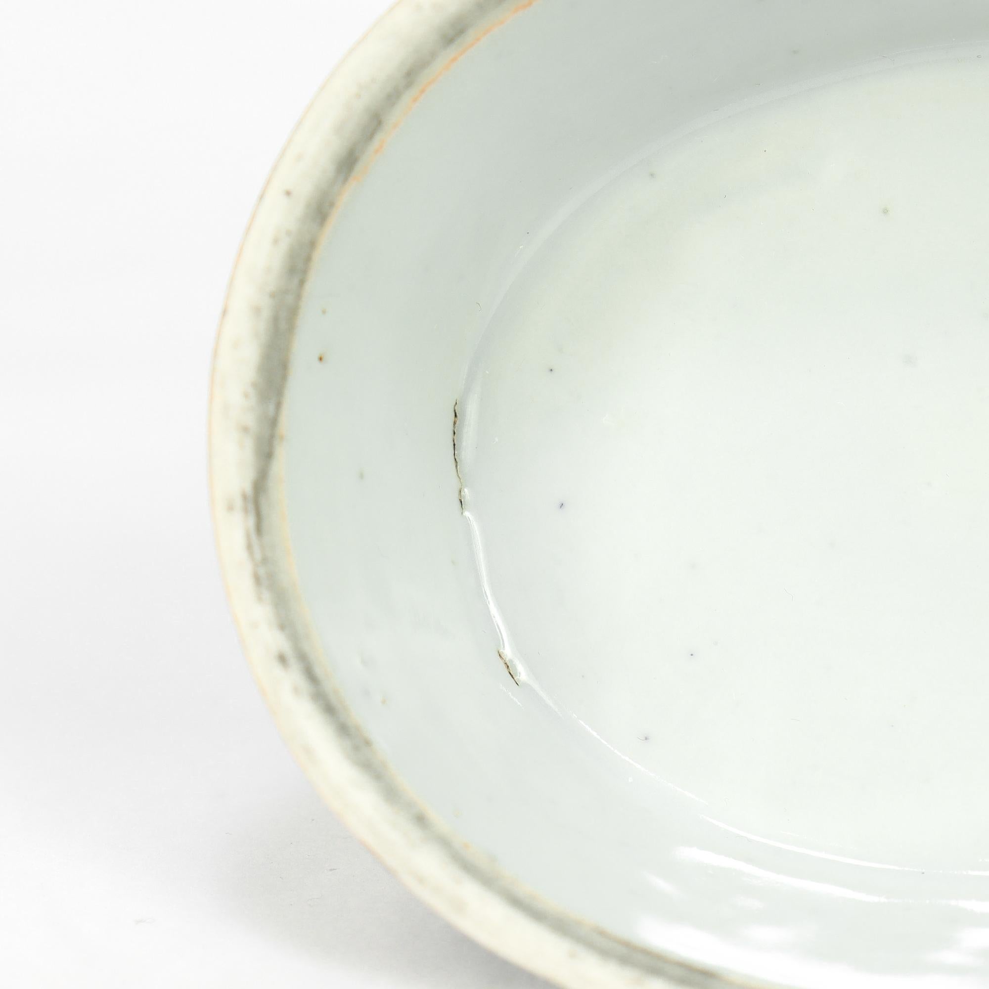 Ancien beurrier couvert en porcelaine de Canton bleu et blanc d'exportation chinoise en vente 11