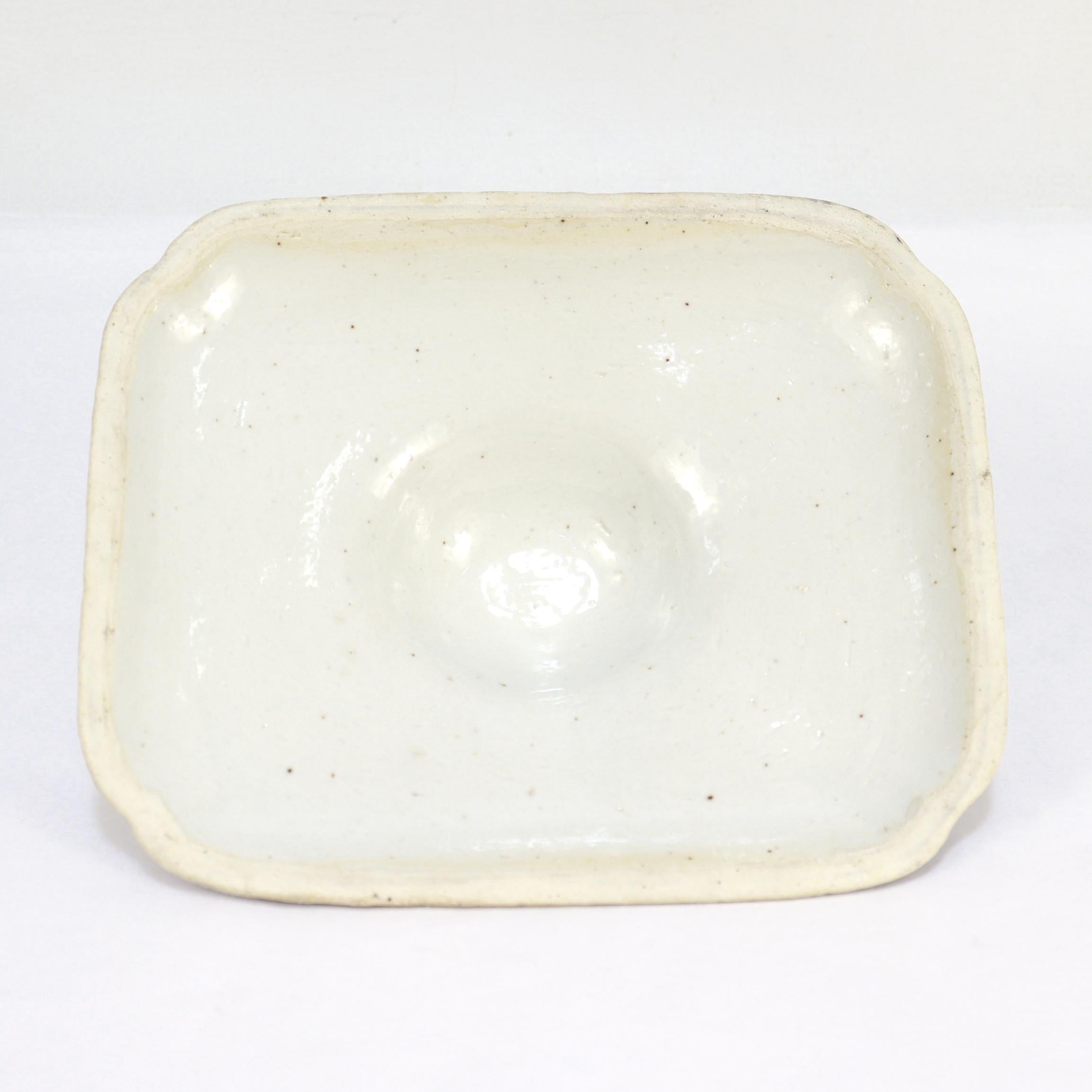 Antique Chinese Export Blue & White Canton Porcelain Covered Vegetable Dish en venta 5