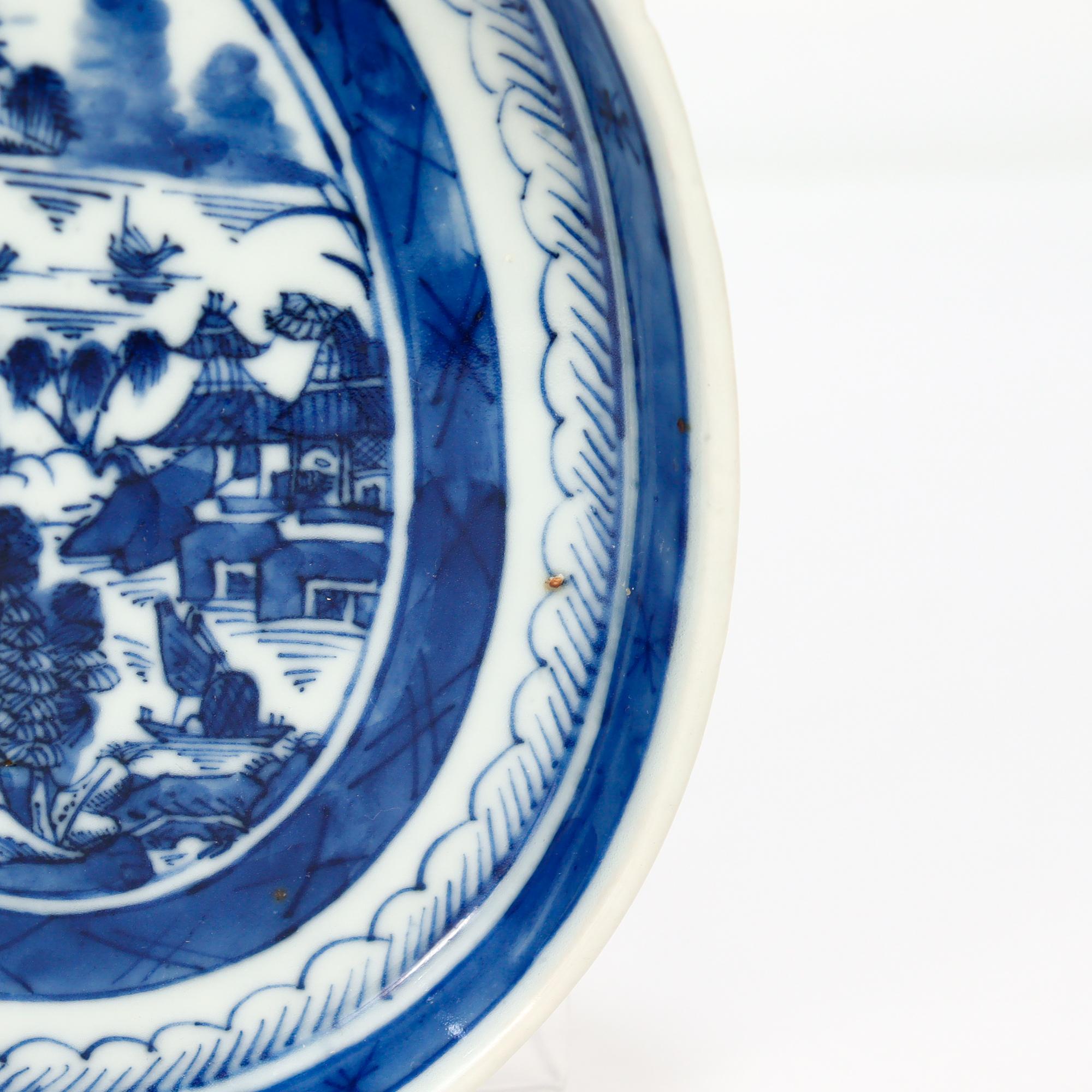 Antike chinesische Export Blau & Weiß Kanton Porzellan Blatt Schale oder Vide Poche im Angebot 5