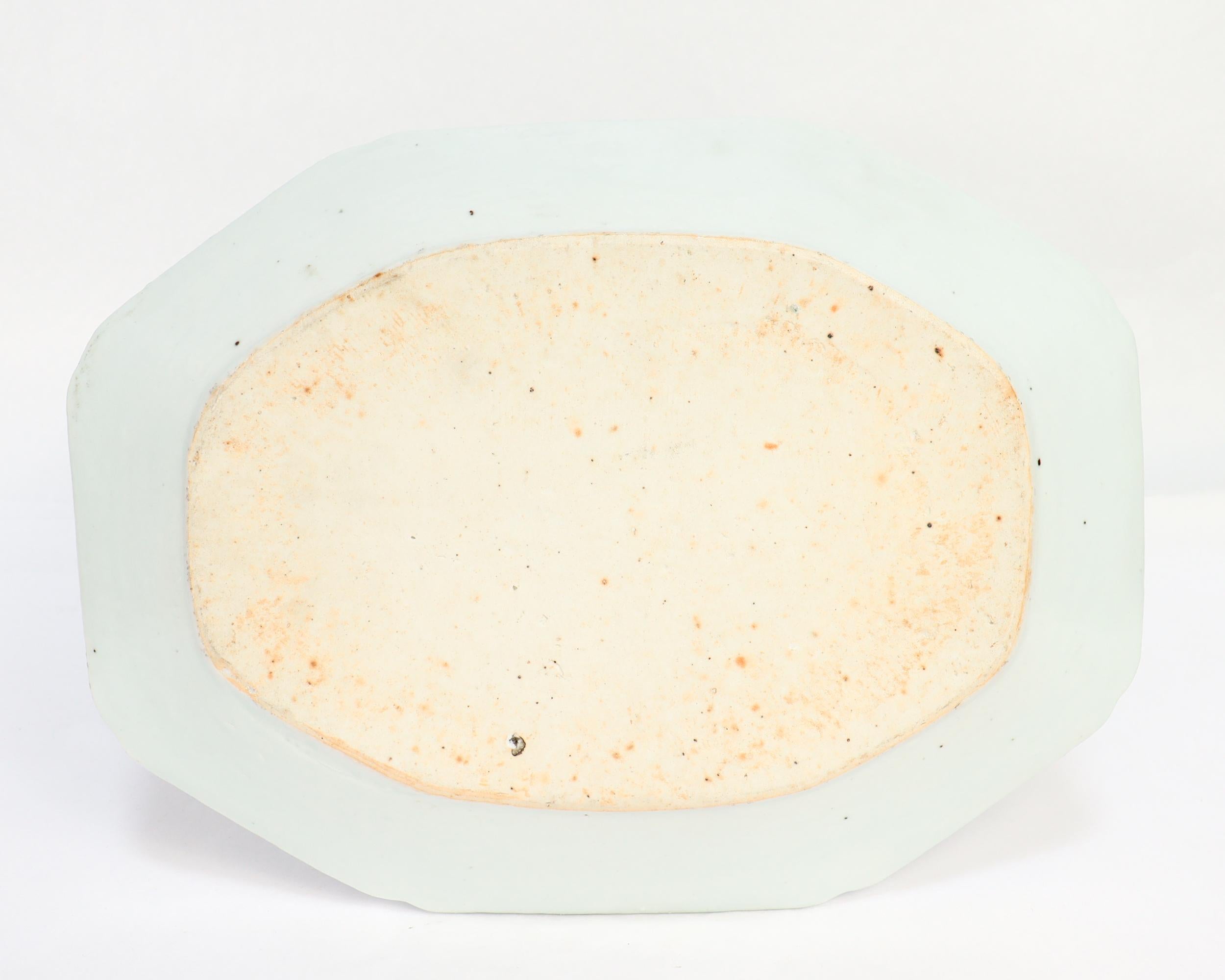 Antike chinesische Export Blau & Weiß Kanton Porzellan Servierplatte oder Tablett (Chinesischer Export) im Angebot