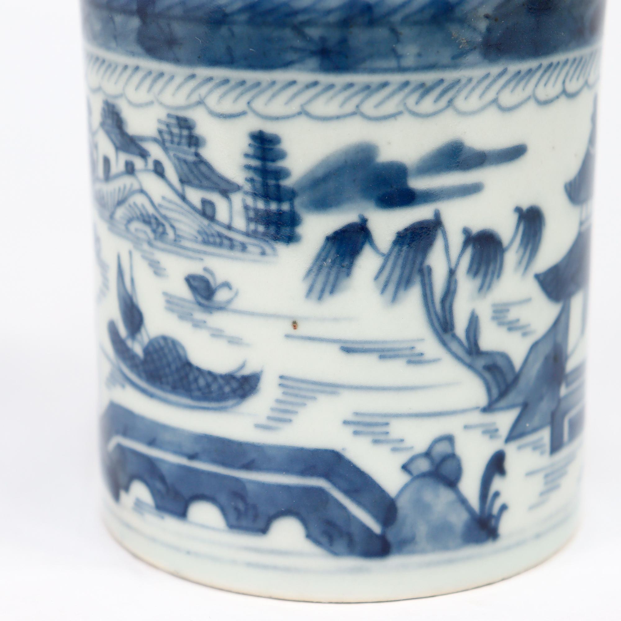 Antike chinesische Export Blau & Weiß Kanton Porzellan Tankard oder Kaffeetasse im Angebot 8