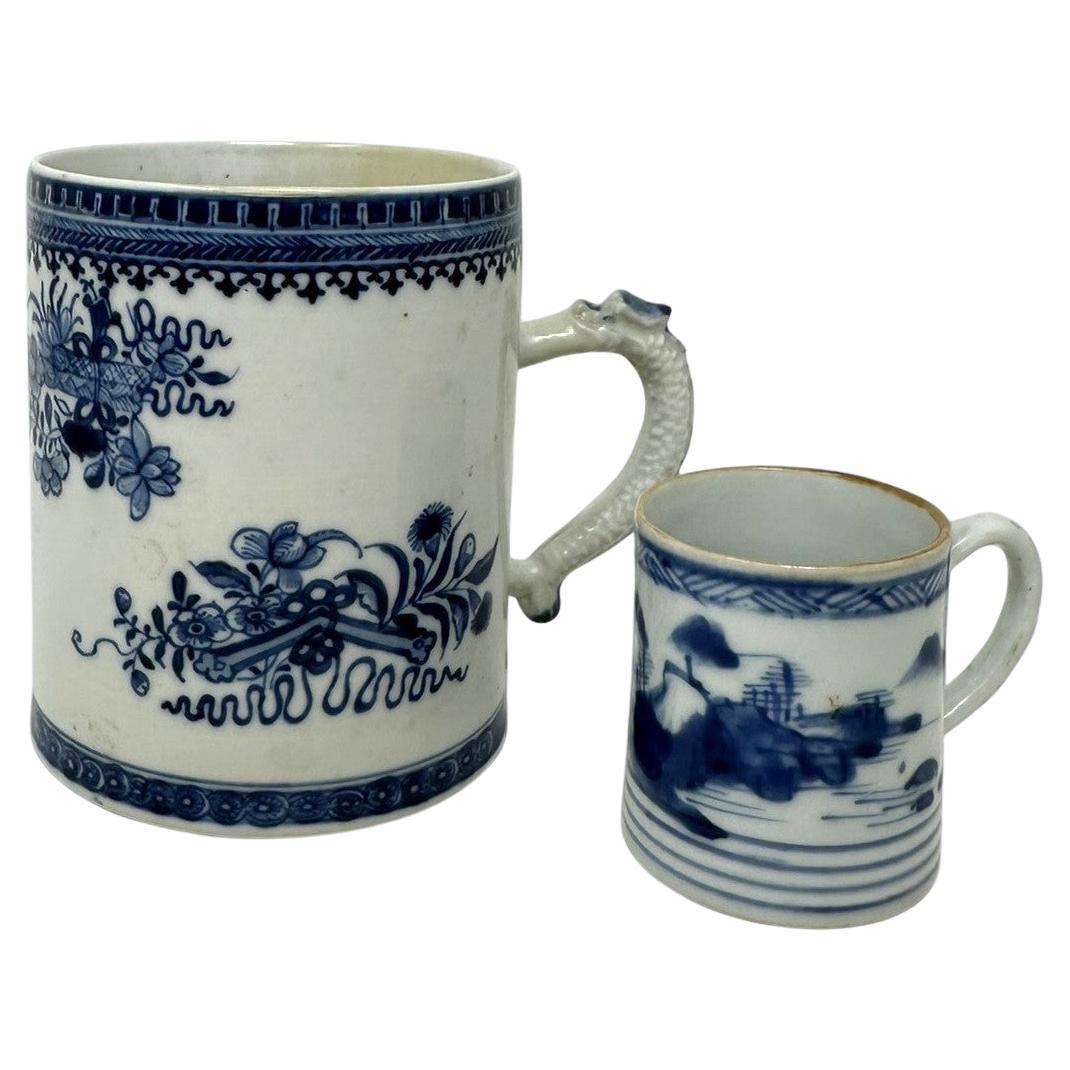 Fine early Chinese Export Hand Painted Blue and White Porcelain Mug or Beer Tankard, superbly decorated depicting a continuous view of flowers and foliage in underglaze varying shades of blues, last quarter of the Eighteenth Century. Qing Dynasty.