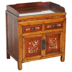 Antiker, chinesischer Export, um 1900, rot lackierter Waschtisch mit Intarsien, Sideboard