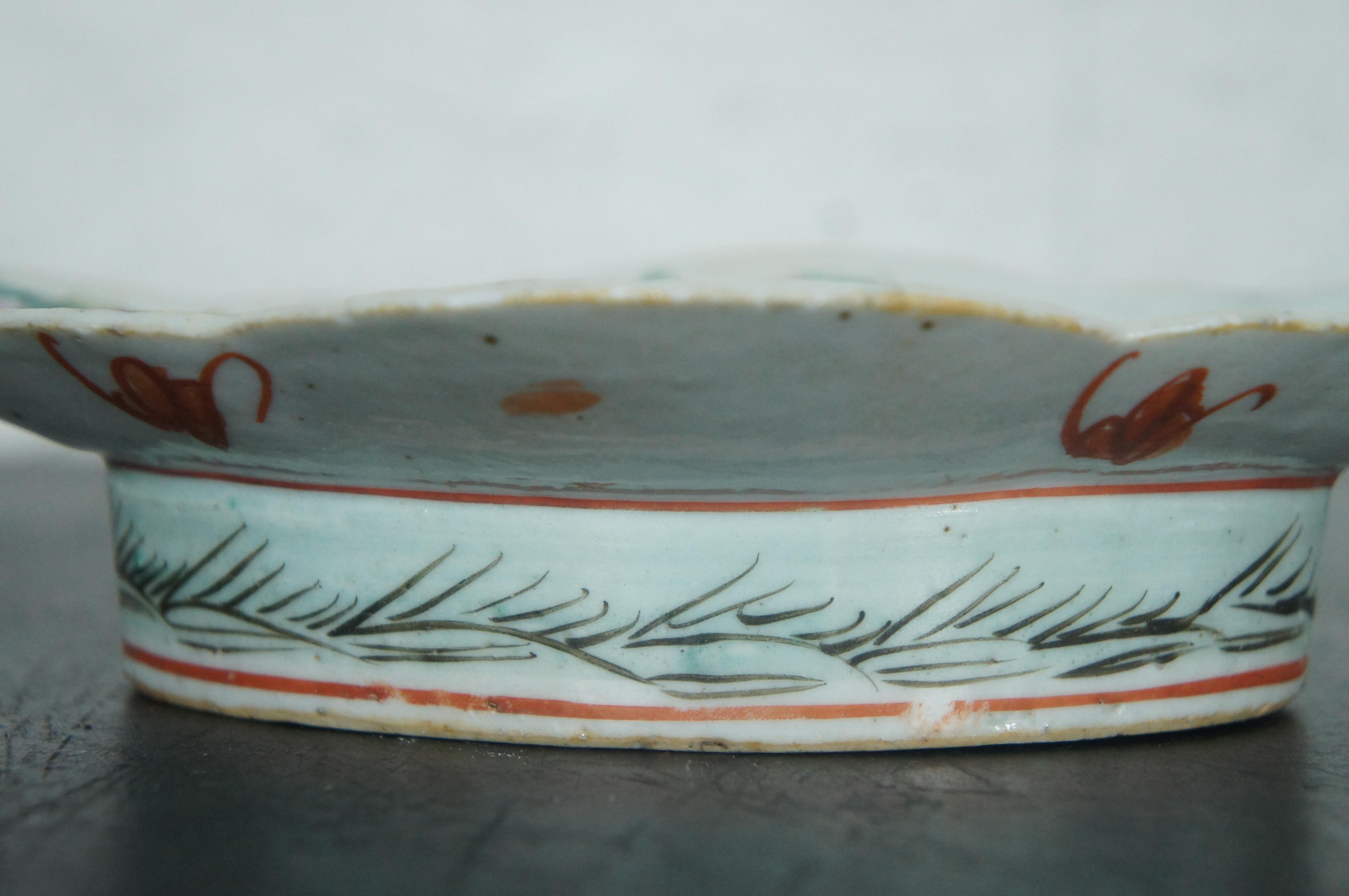 20ième siècle Antiquité chinoise Export Famille Rose Footed Floral Polychrome Chop Suey Bowl Dish en vente