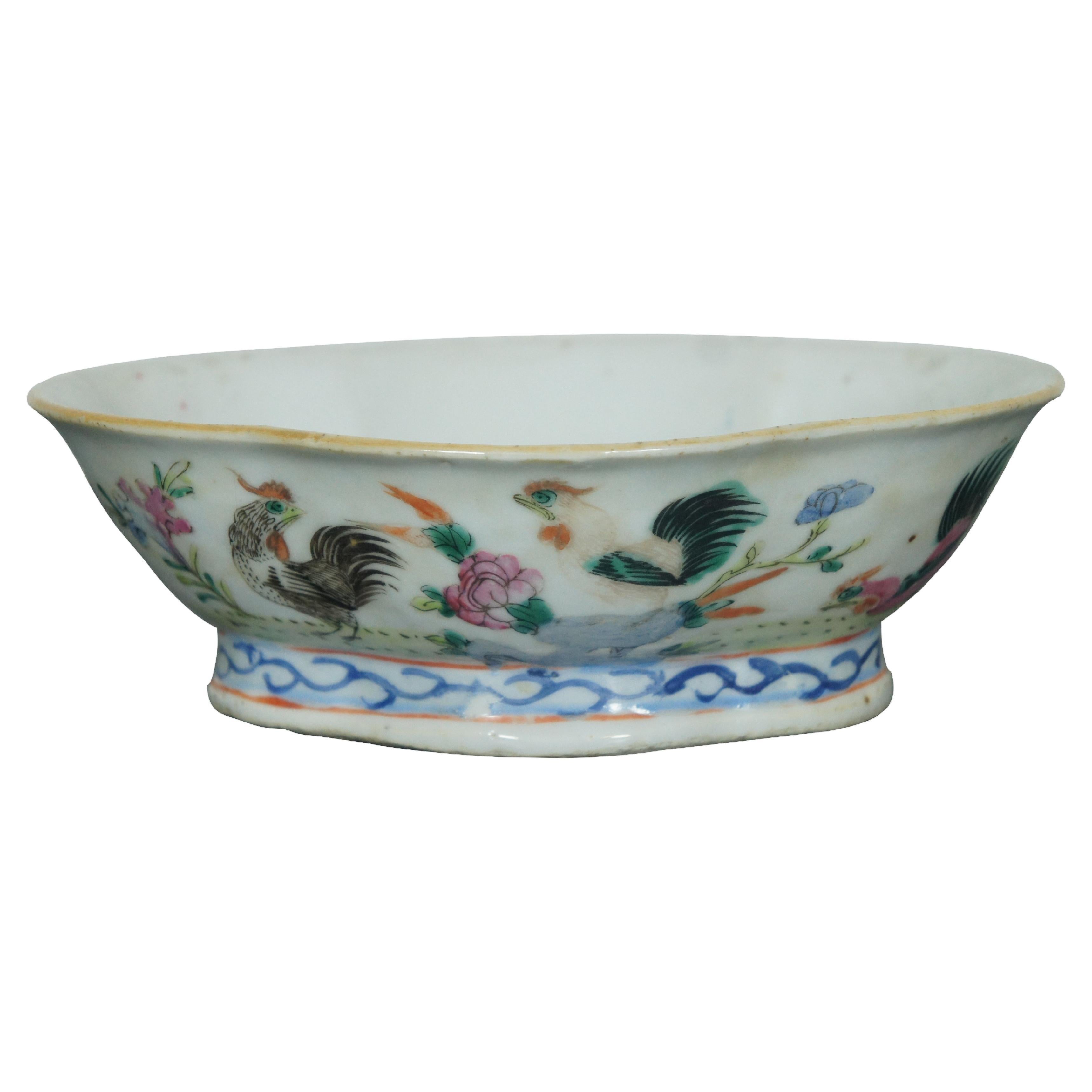 Antique Chinese Export Famille Rose Footed Rooster & Hen Bowl Chop Suey 7.5" For Sale