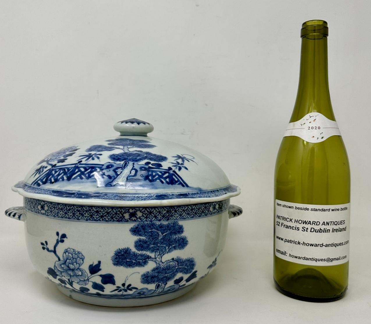 Antique Chinese Export Porcelain Blue White Chien Lung Soup Tureen Centerpiece For Sale 4