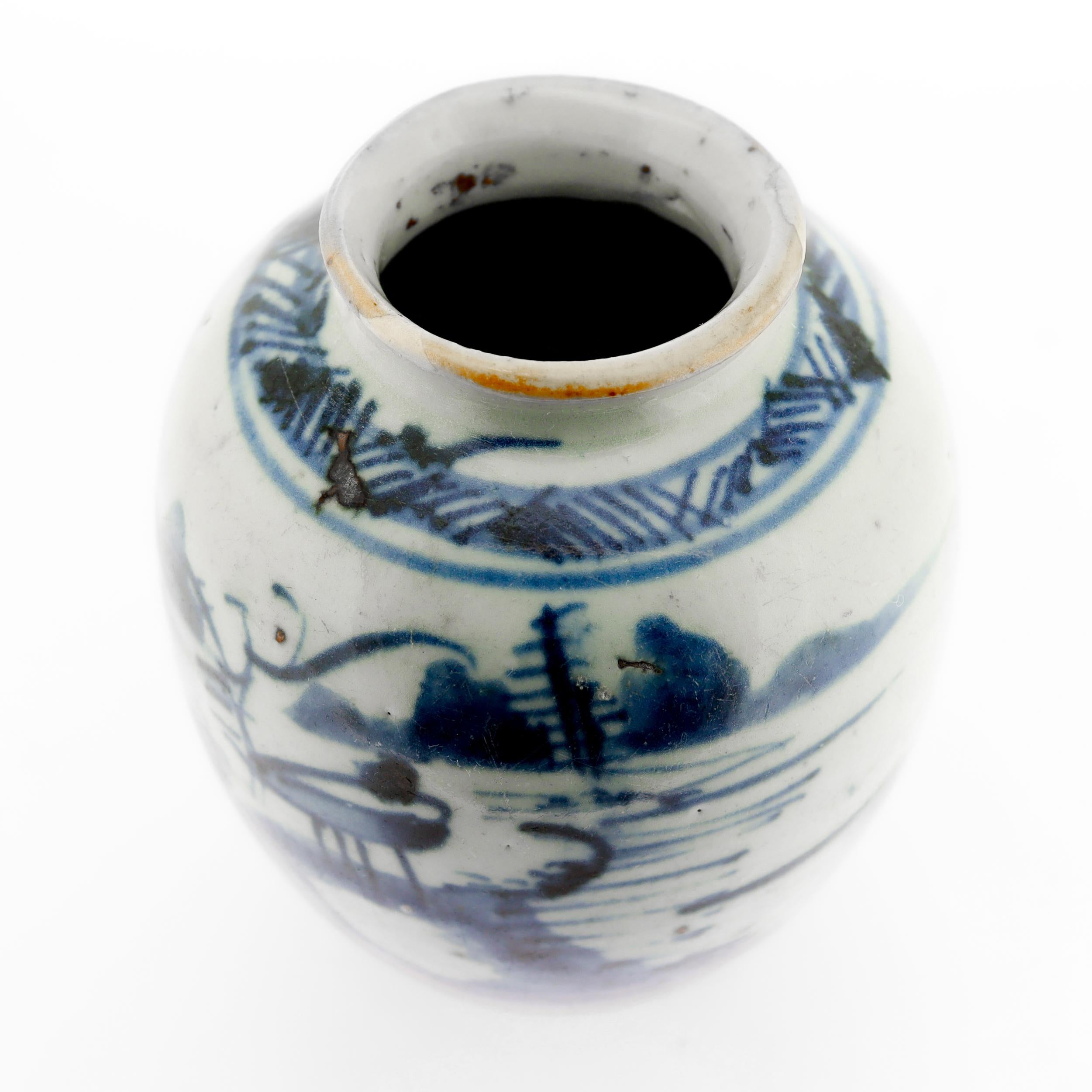 Antique Chinese Export Porcelain Blue & White Miniature Cabinet Sized Ginger Jar For Sale 3