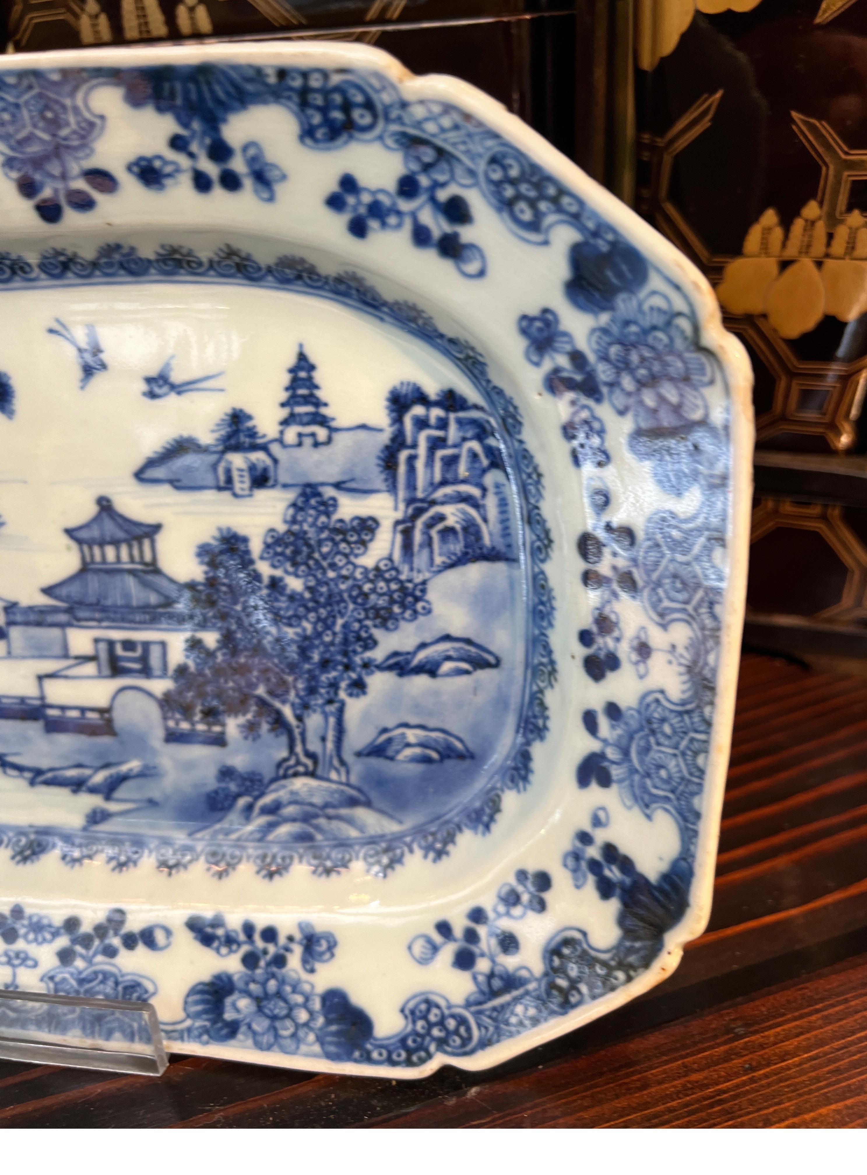 Antique Chinese Export Porcelain Blue White Platter  Qianlong Period 1760-70 5