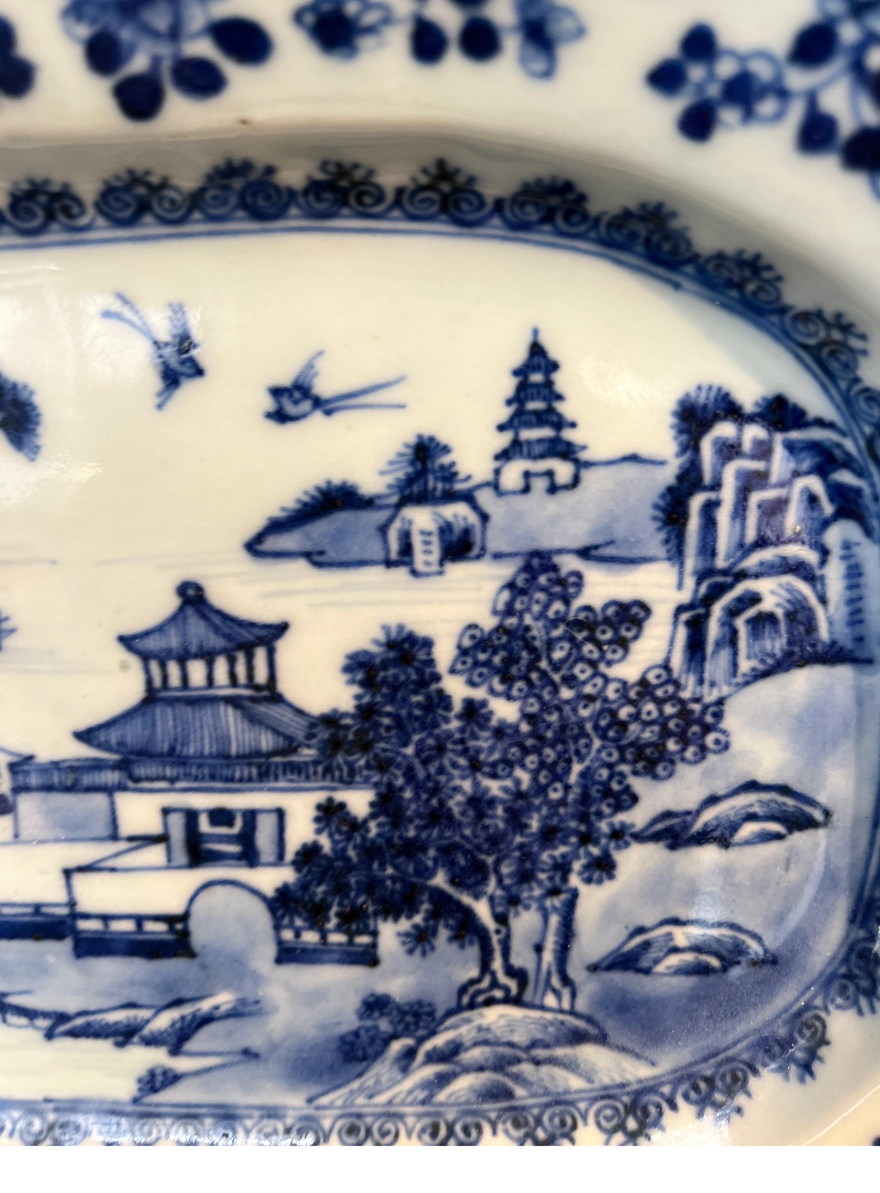Antique Chinese Export Porcelain Blue White Platter  Qianlong Period 1760-70 11