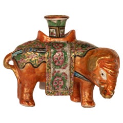 Antico candeliere in porcellana cinese da esportazione Canton Famille Rose Elephant 1860
