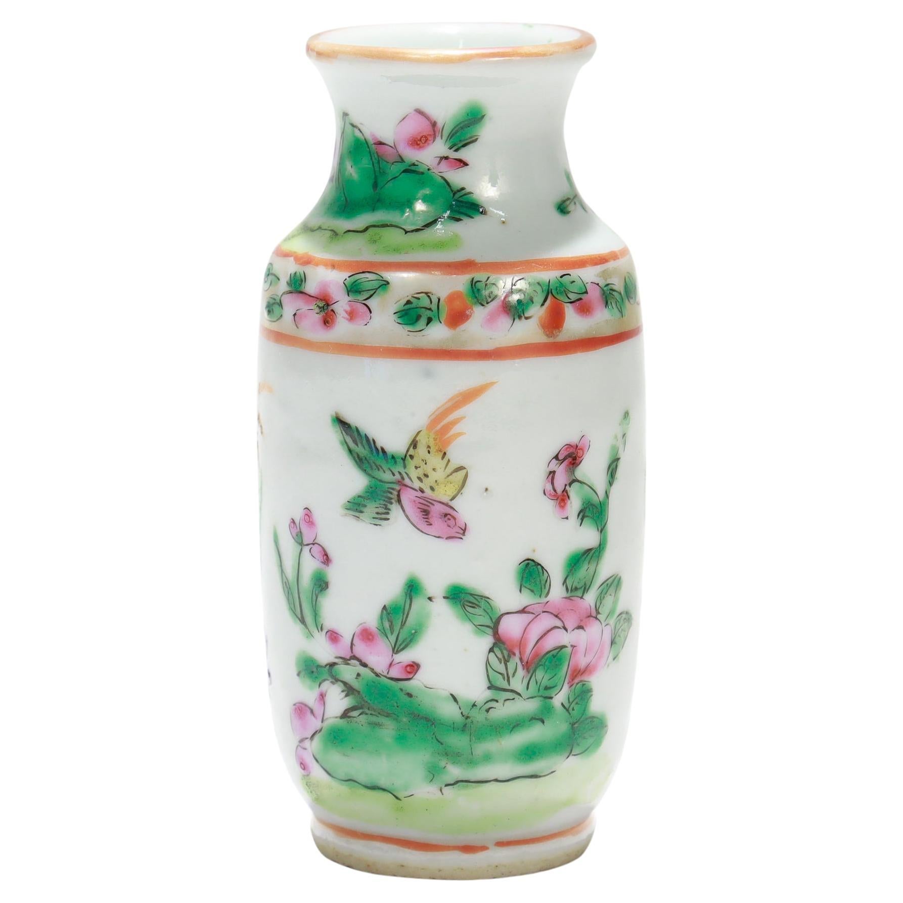 Antique Chinese Export Porcelain Famille Rose Bud Vase or Miniature Cabinet Vase For Sale