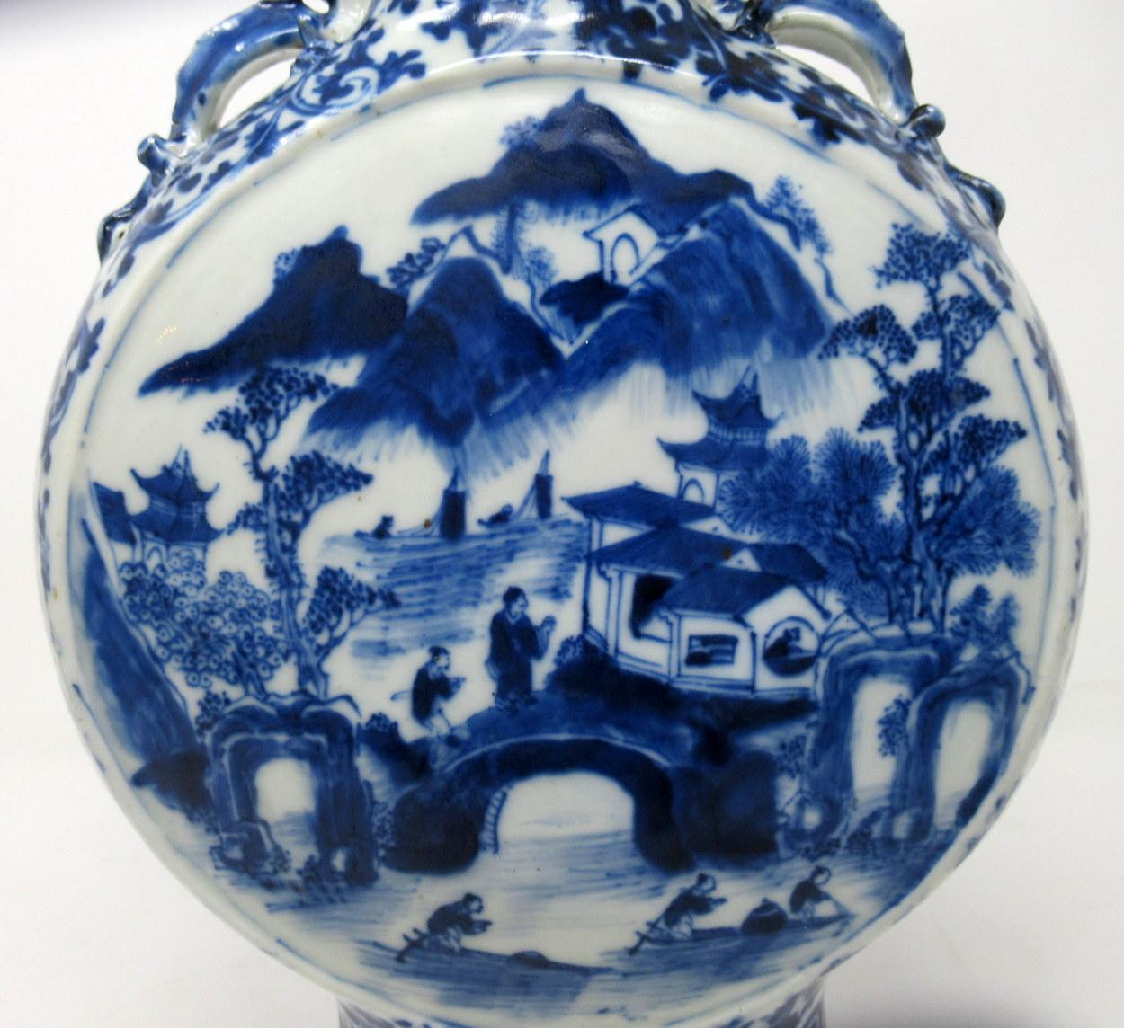 Ceramic Antique Chinese Export Porcelain Hand Painted Blue White Moon Flask 19th Century