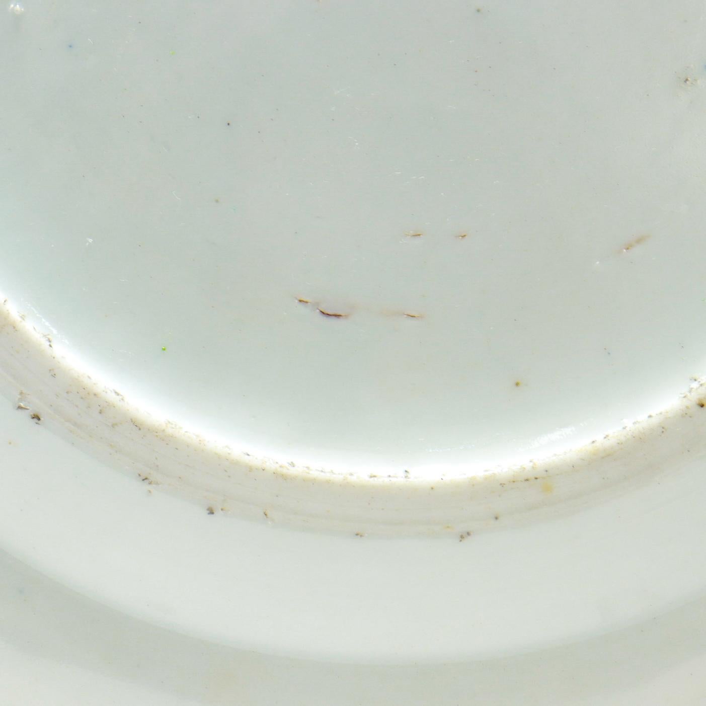 Antico piatto da esportazione cinese in porcellana Rose Mandarin in vendita 1