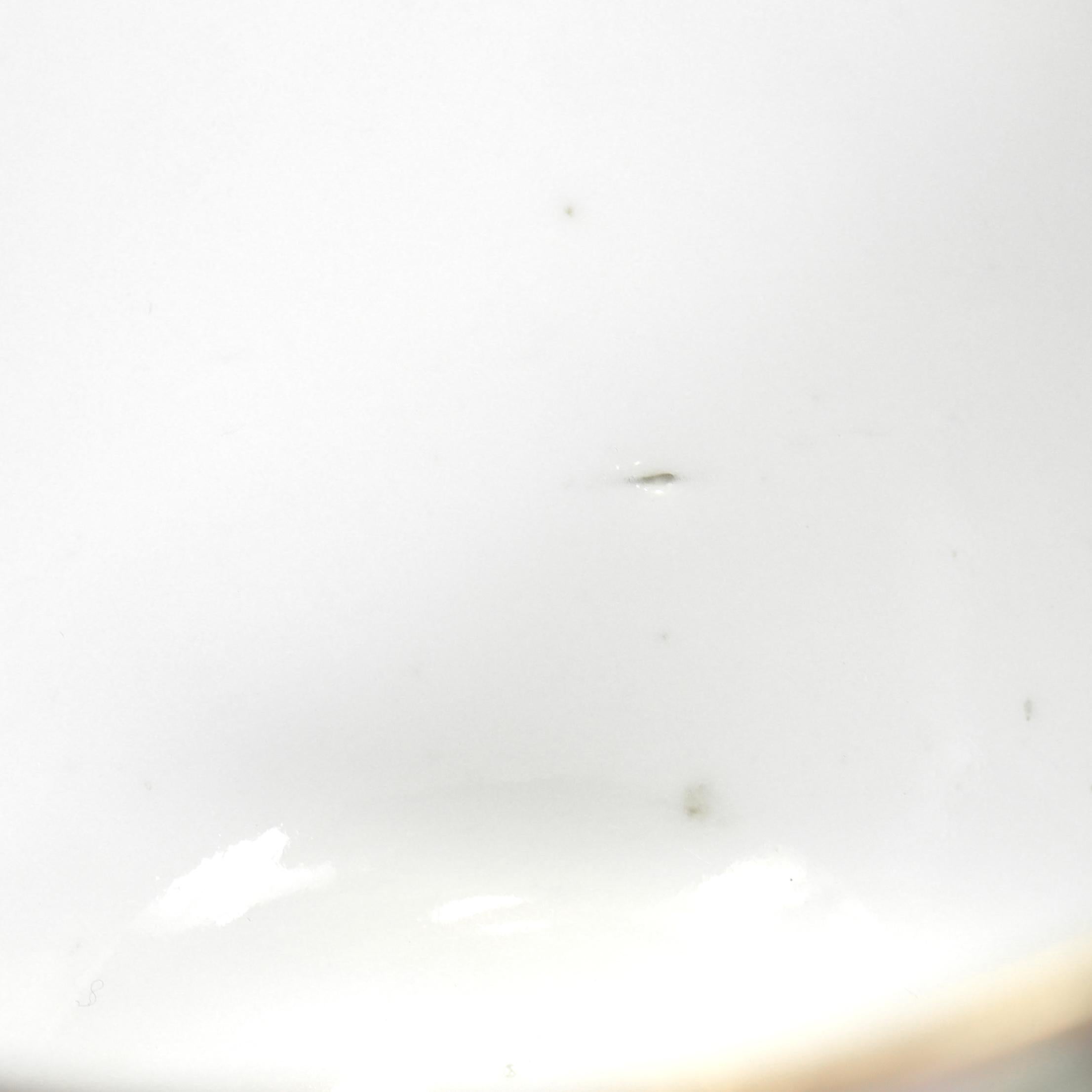 Antica tazza da tè e piattino in porcellana cinese d'esportazione Rose Mandarin in vendita 3