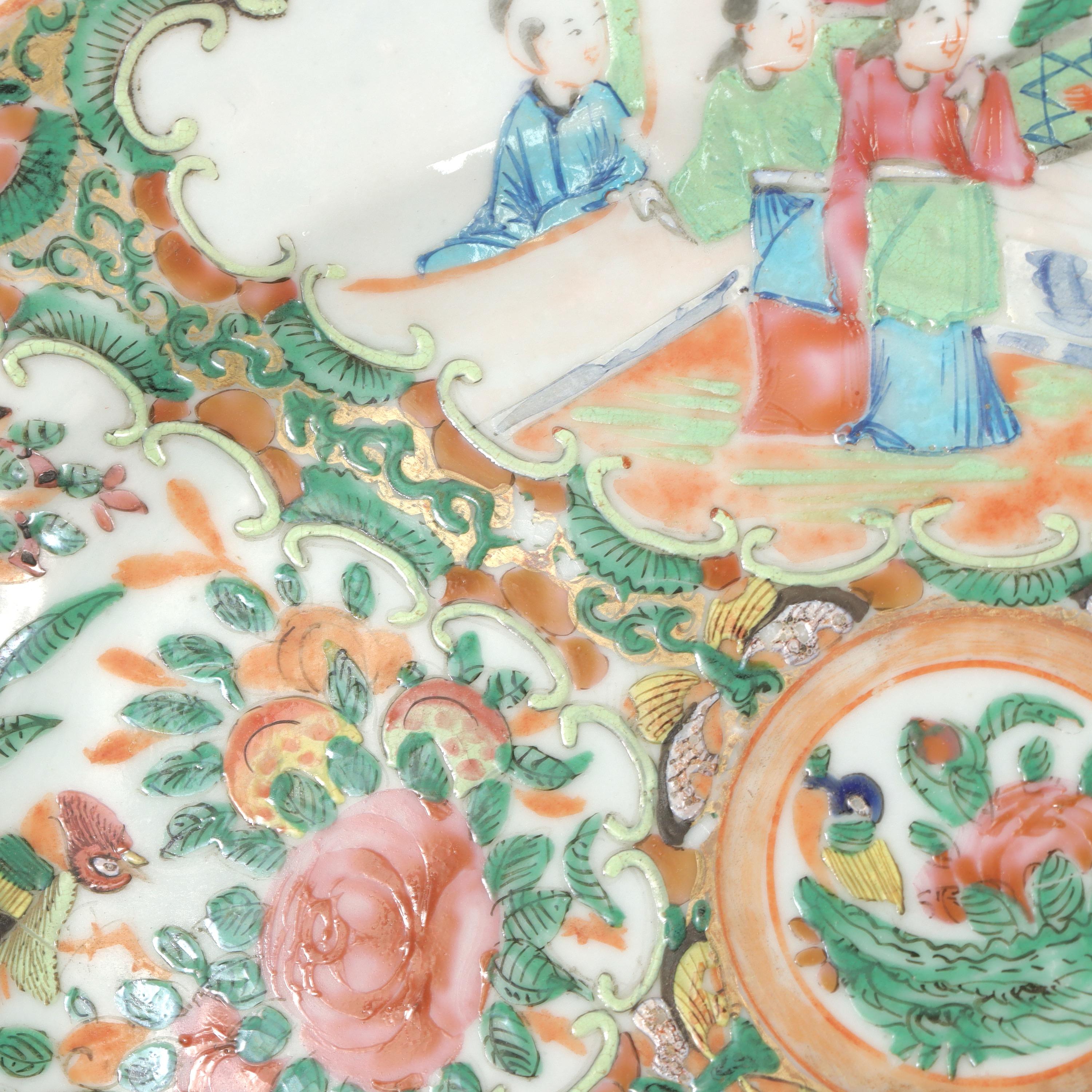 Antique Chinese Export Porcelain Rose Medallion Tray For Sale 6