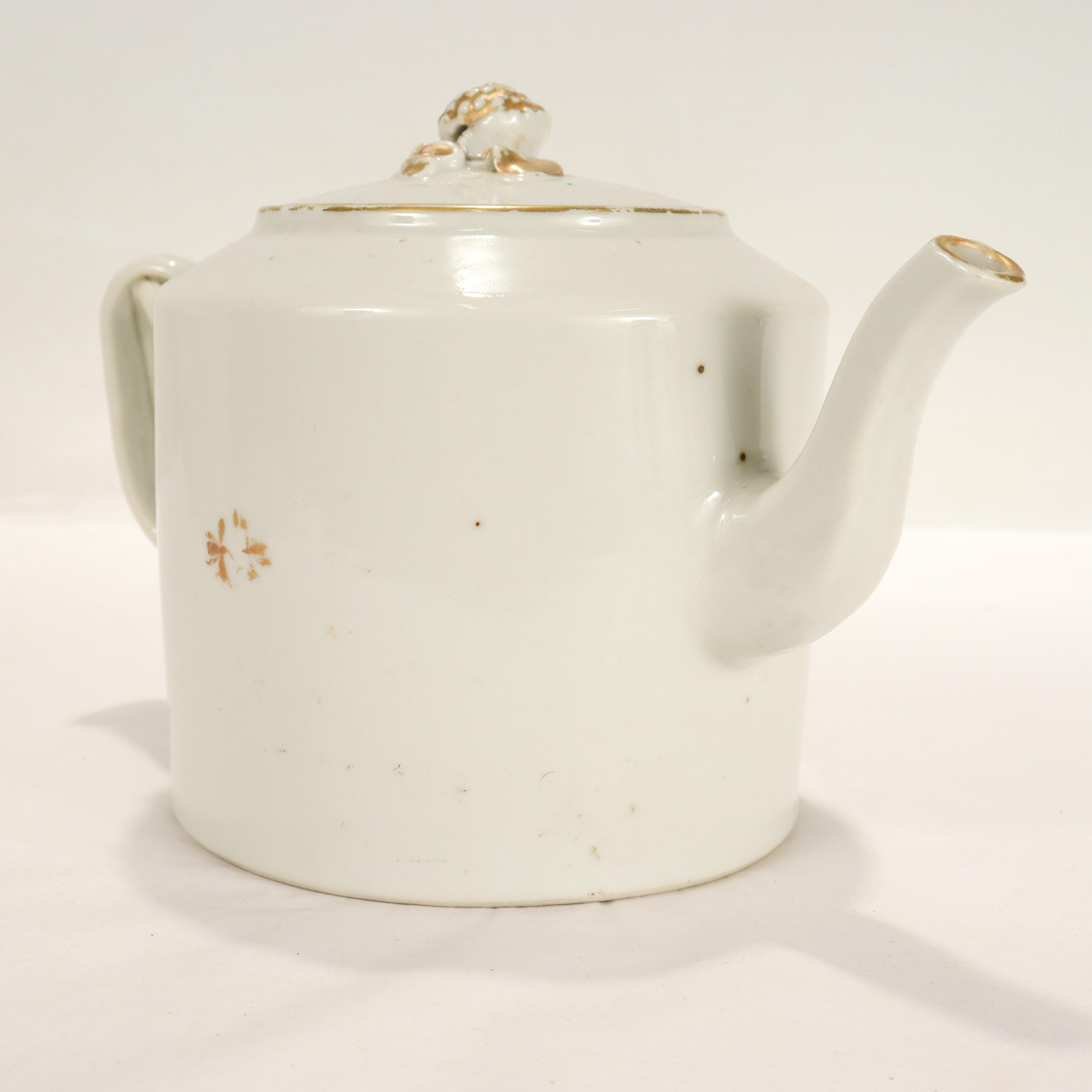 Antike chinesische Export-Porzellan-Teekanne (Vergoldet)