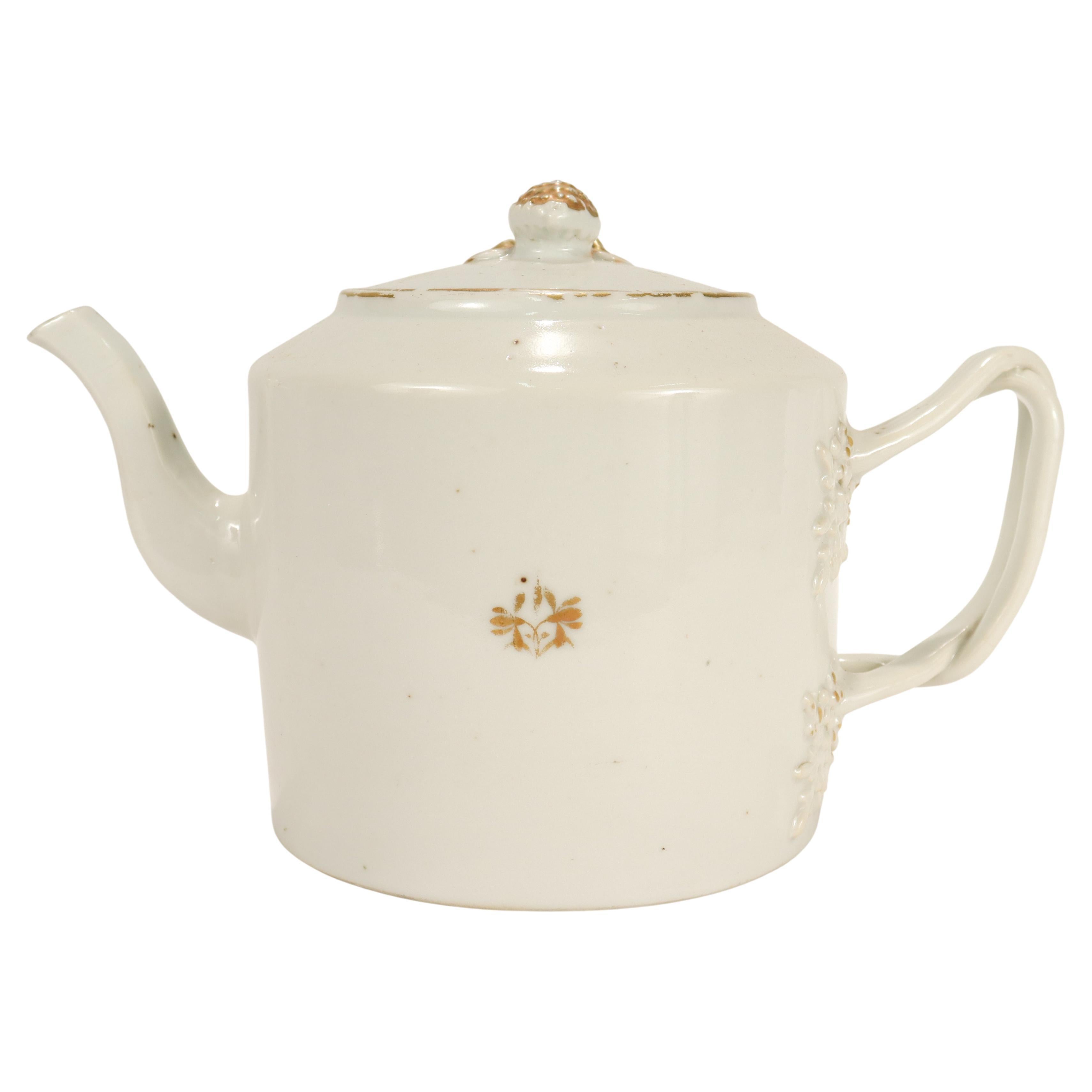 Antique Chinese Export Porcelain Teapot