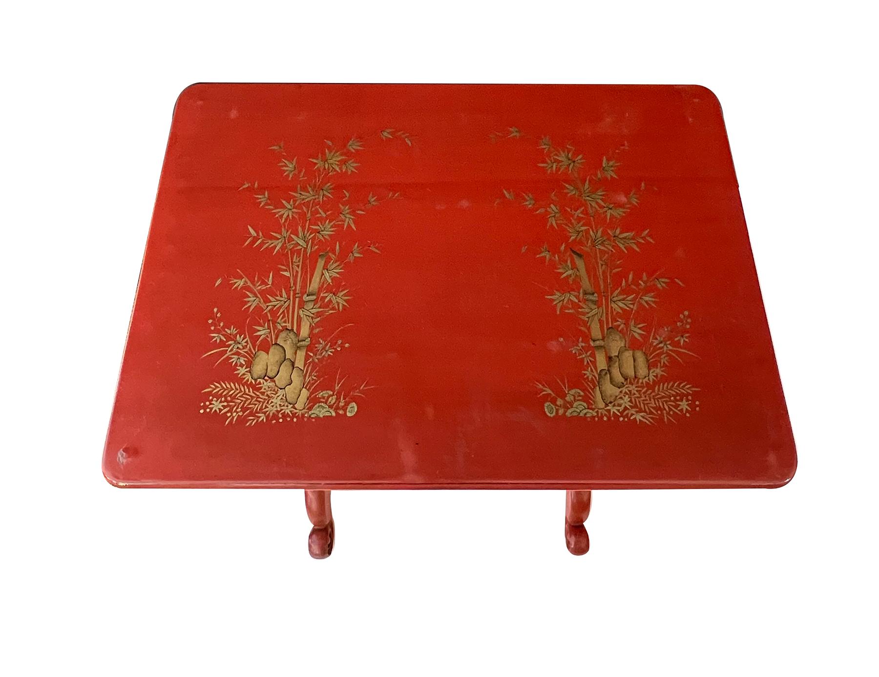 Antique Chinese Export Red & Gilt Lacquer Quartetto Nesting Tables For Sale 1