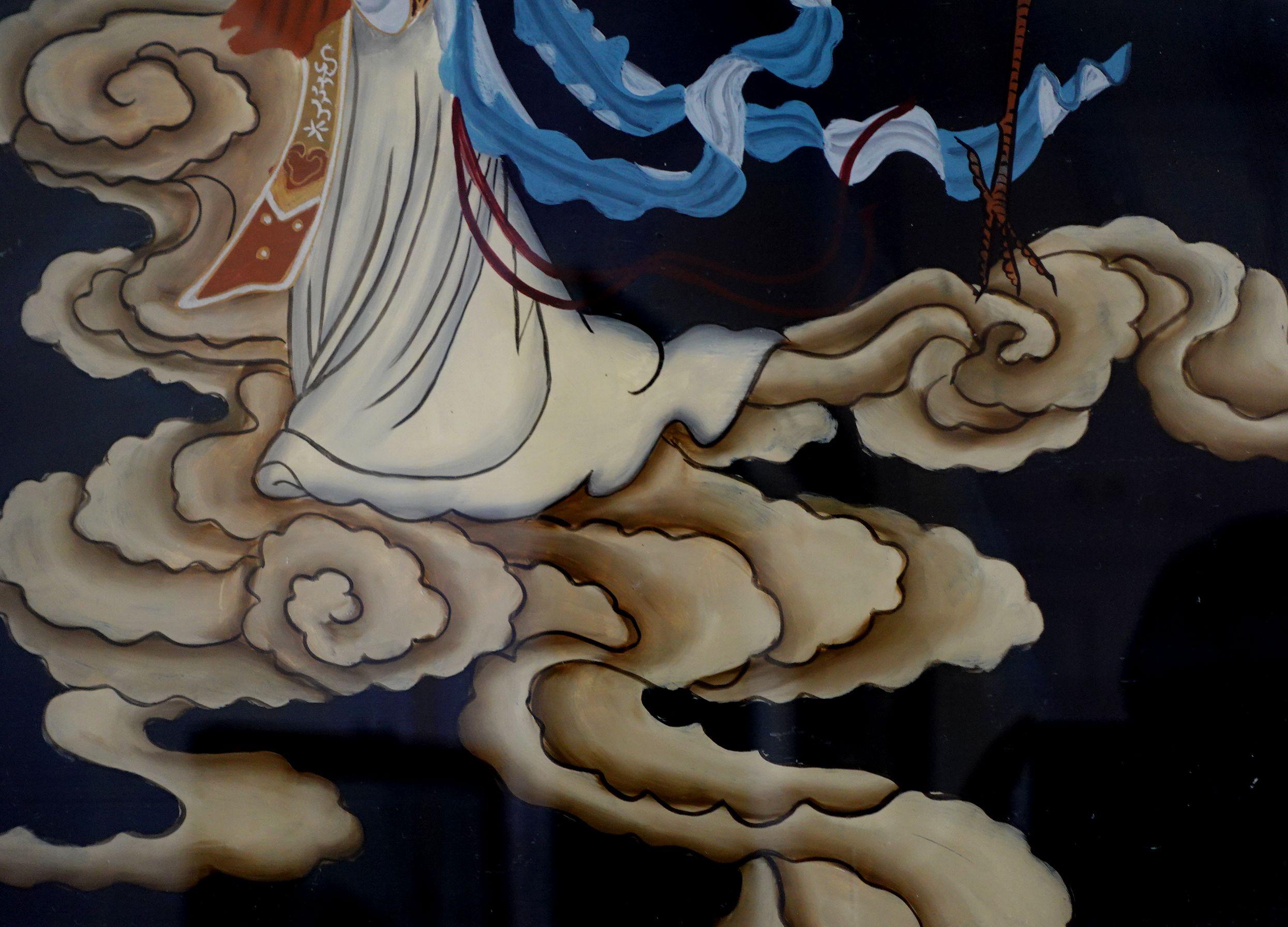 Antike chinesische Export-Umkehrmalerei auf Glas - eine zum Himmel fliegende Dame im Zustand „Gut“ im Angebot in Norton, MA